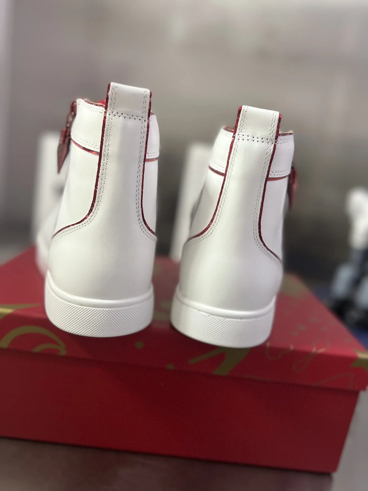 CL SNEAKER