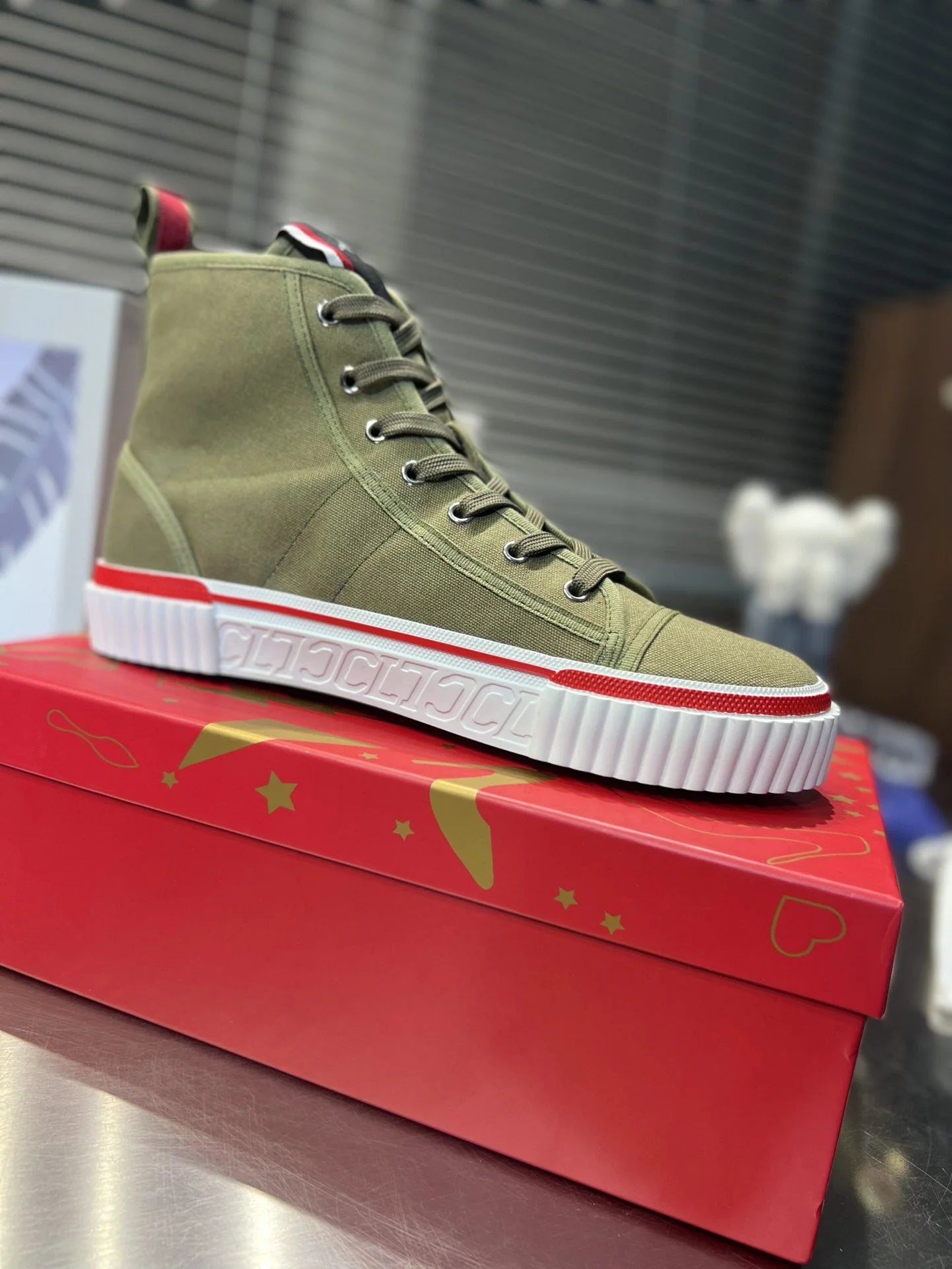 CL SNEAKER