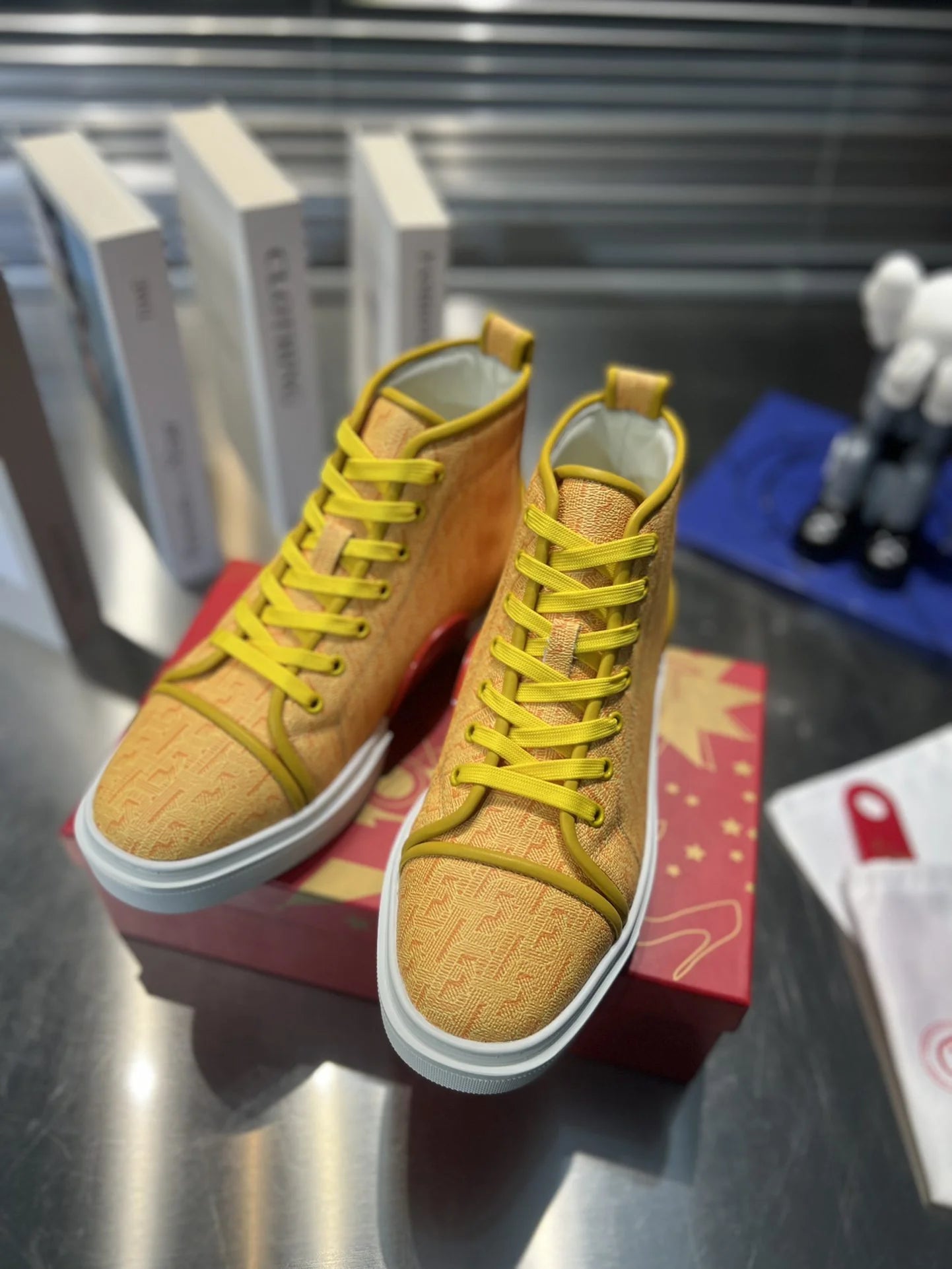 CL SNEAKER