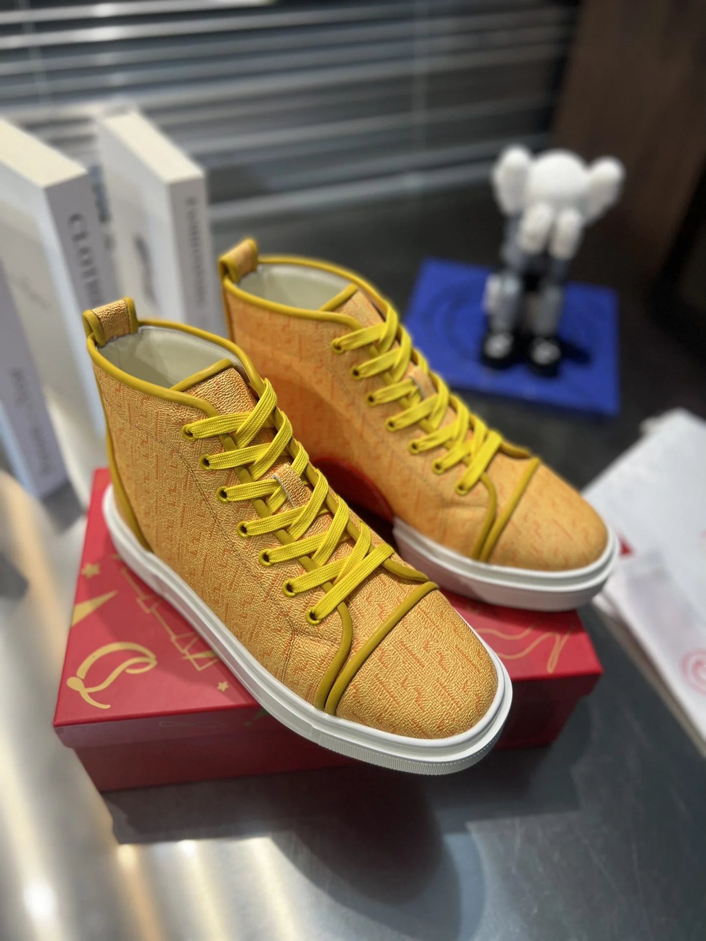 CL SNEAKER
