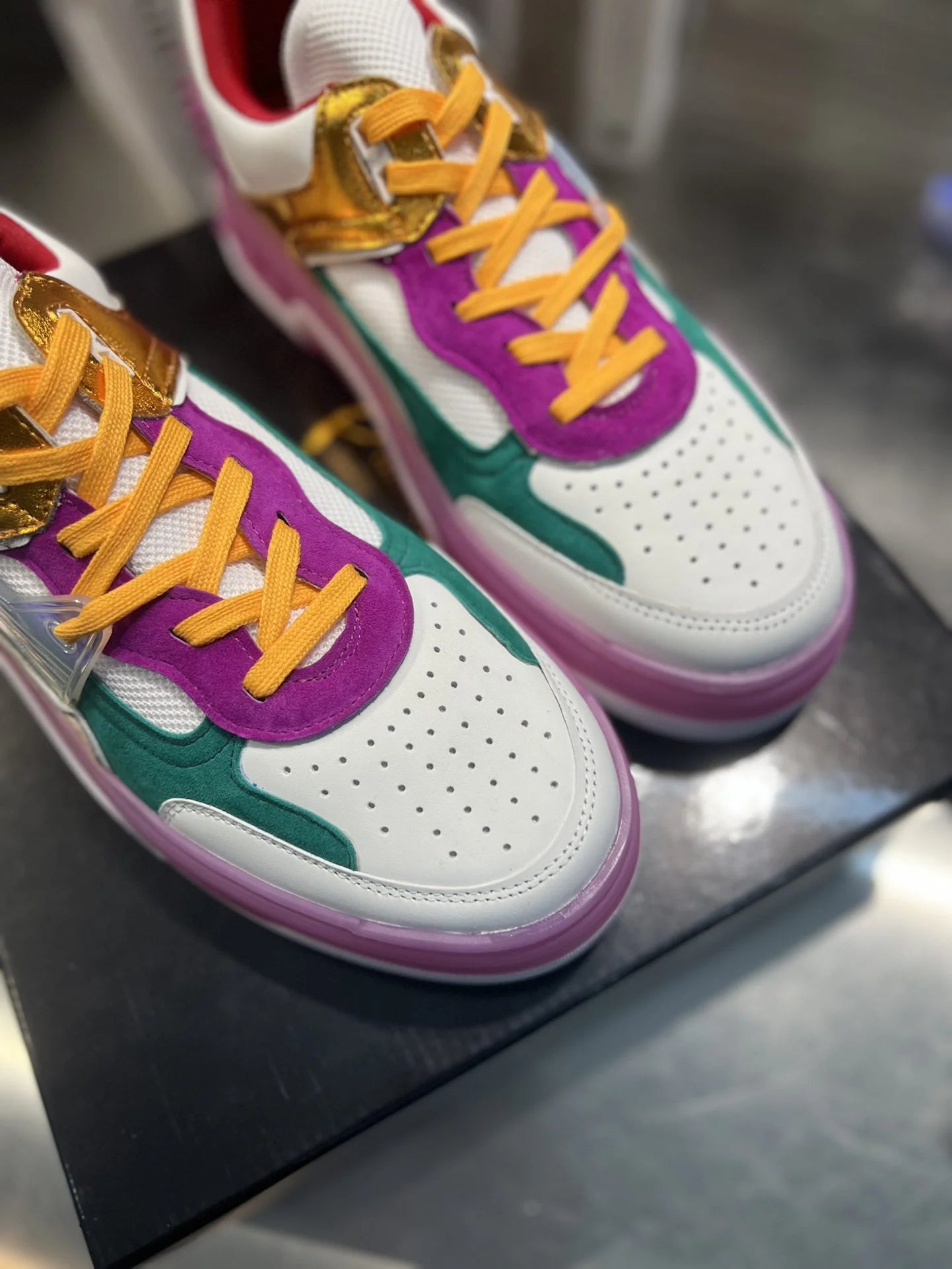 CL SNEAKER