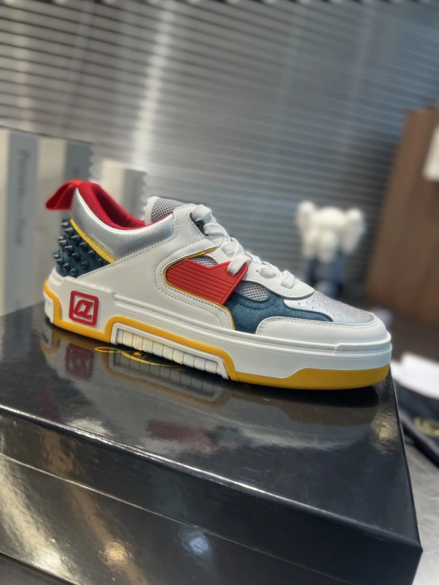 CL SNEAKER