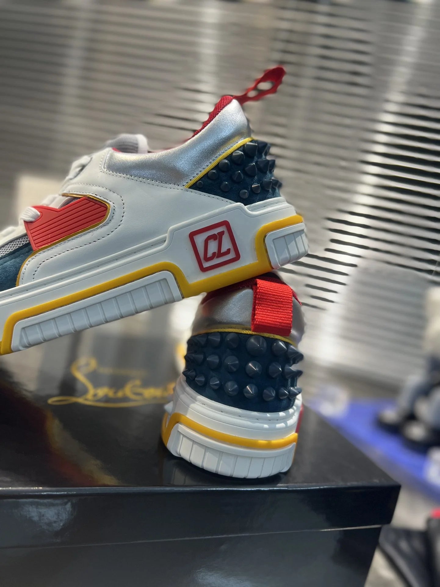 CL SNEAKER