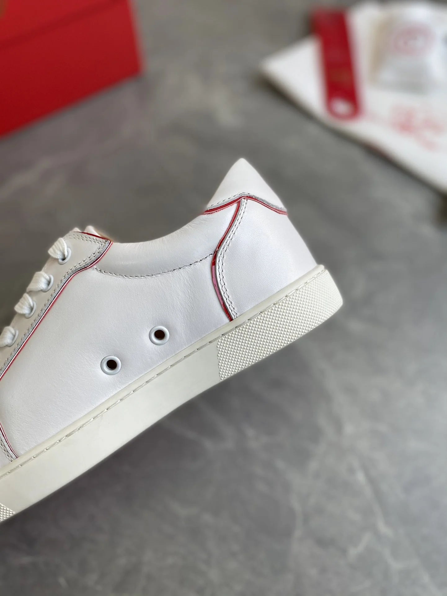 CL SNEAKER