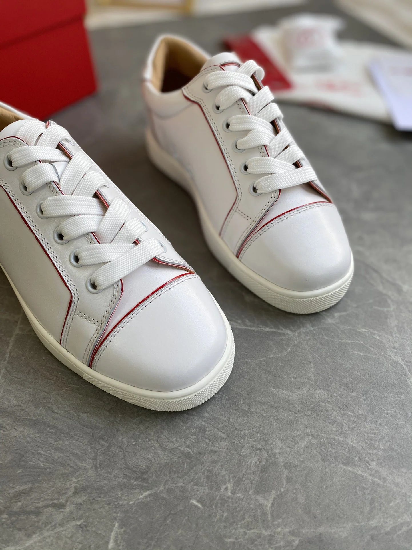 CL SNEAKER