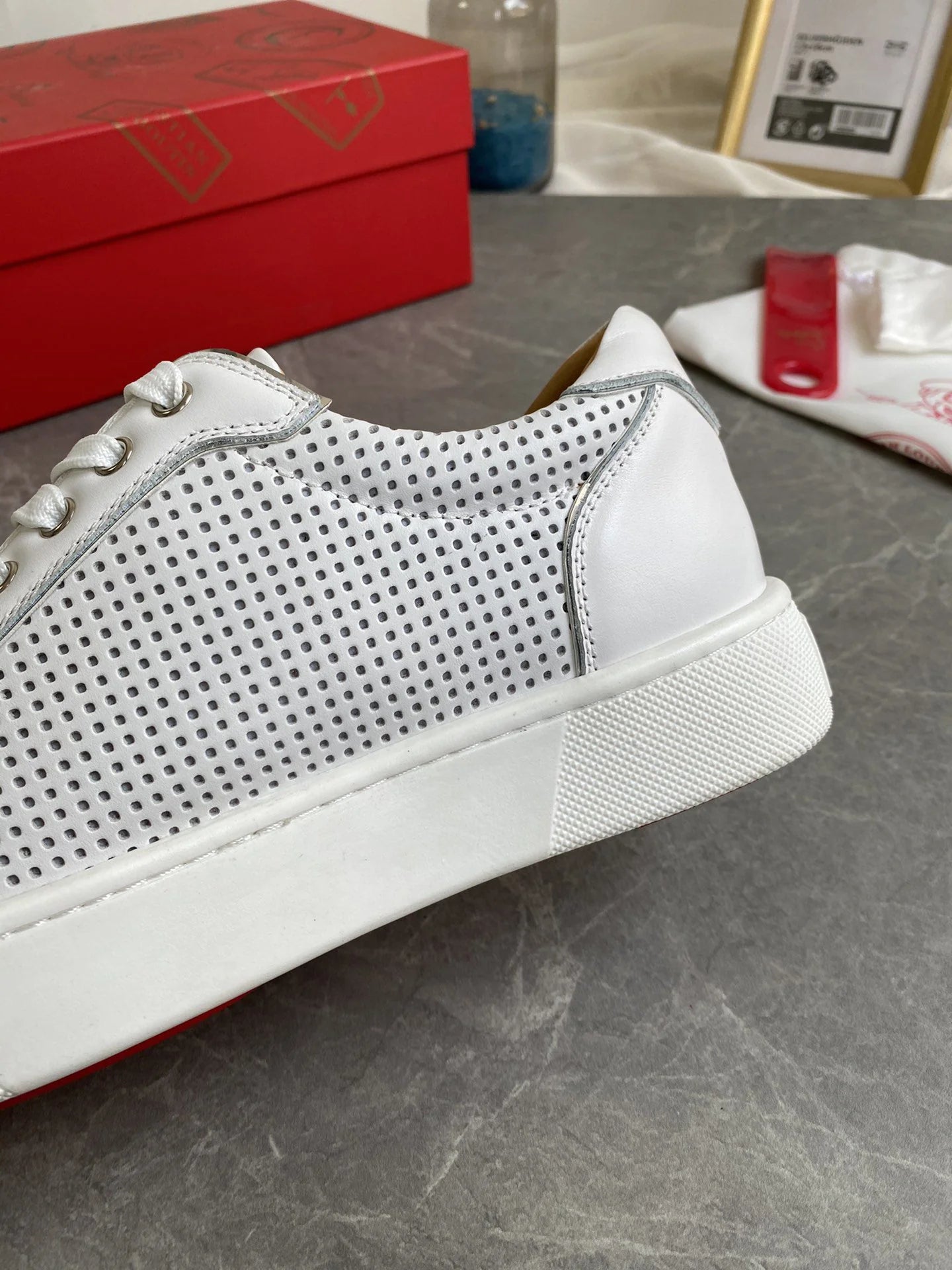 CL SNEAKER