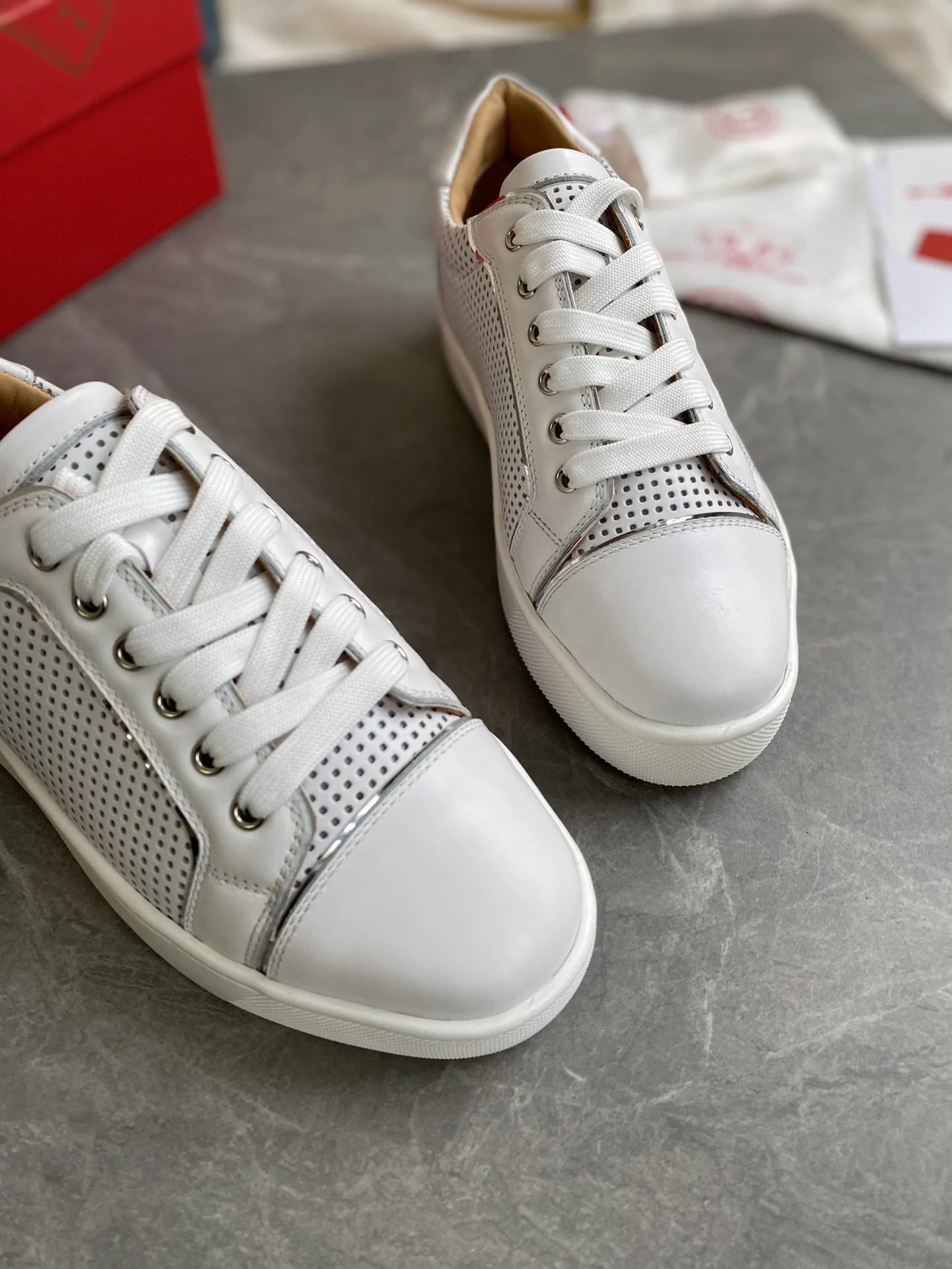 CL SNEAKER