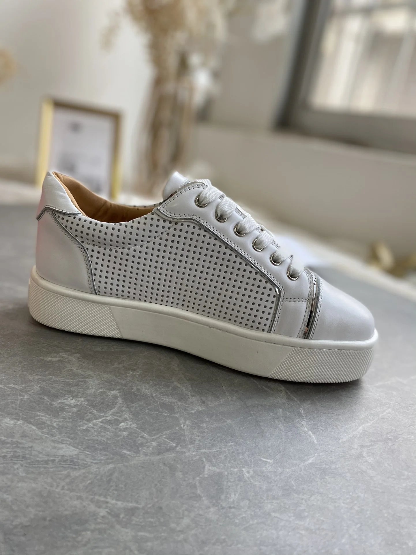 CL SNEAKER