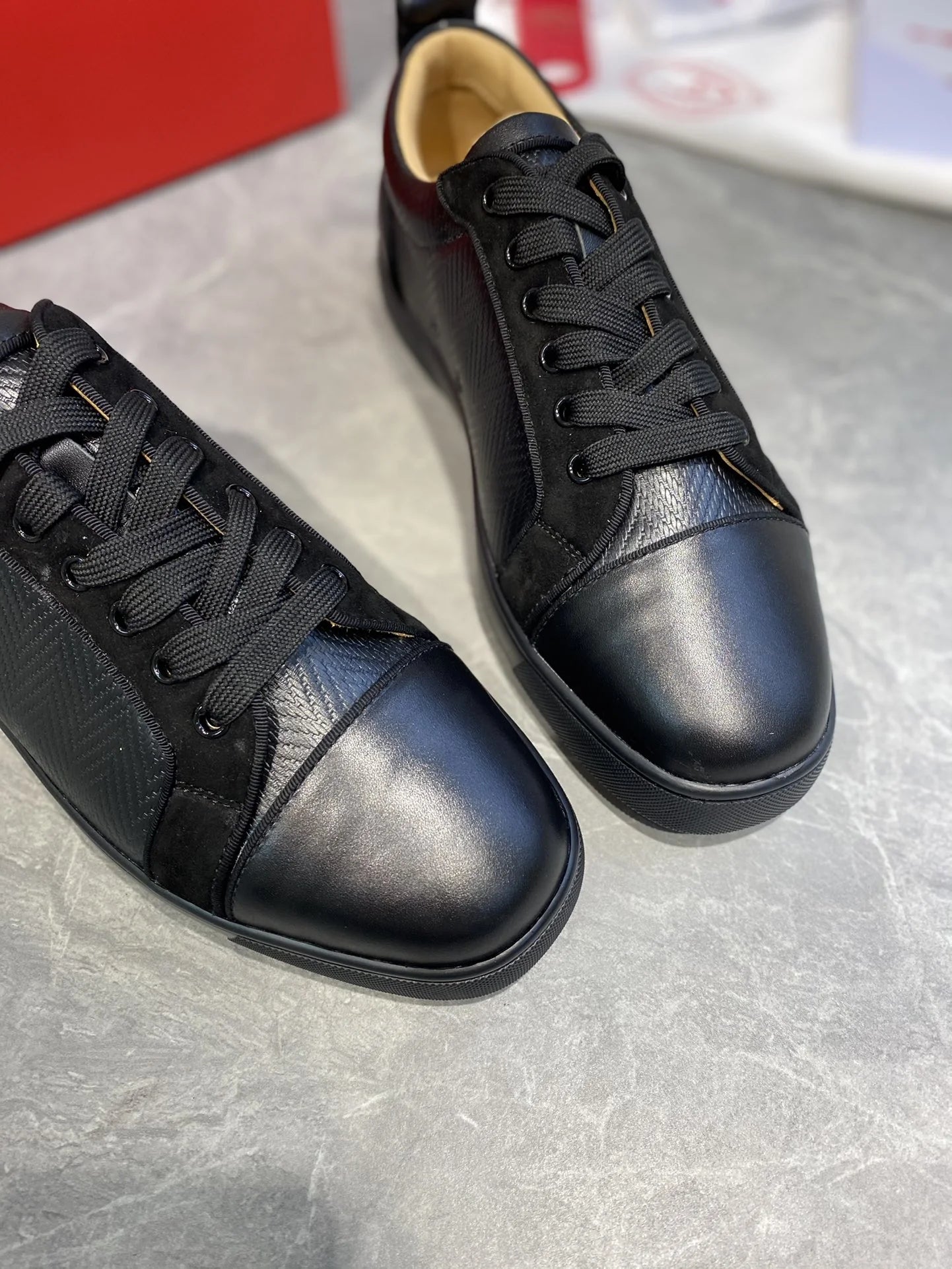 CL SNEAKER