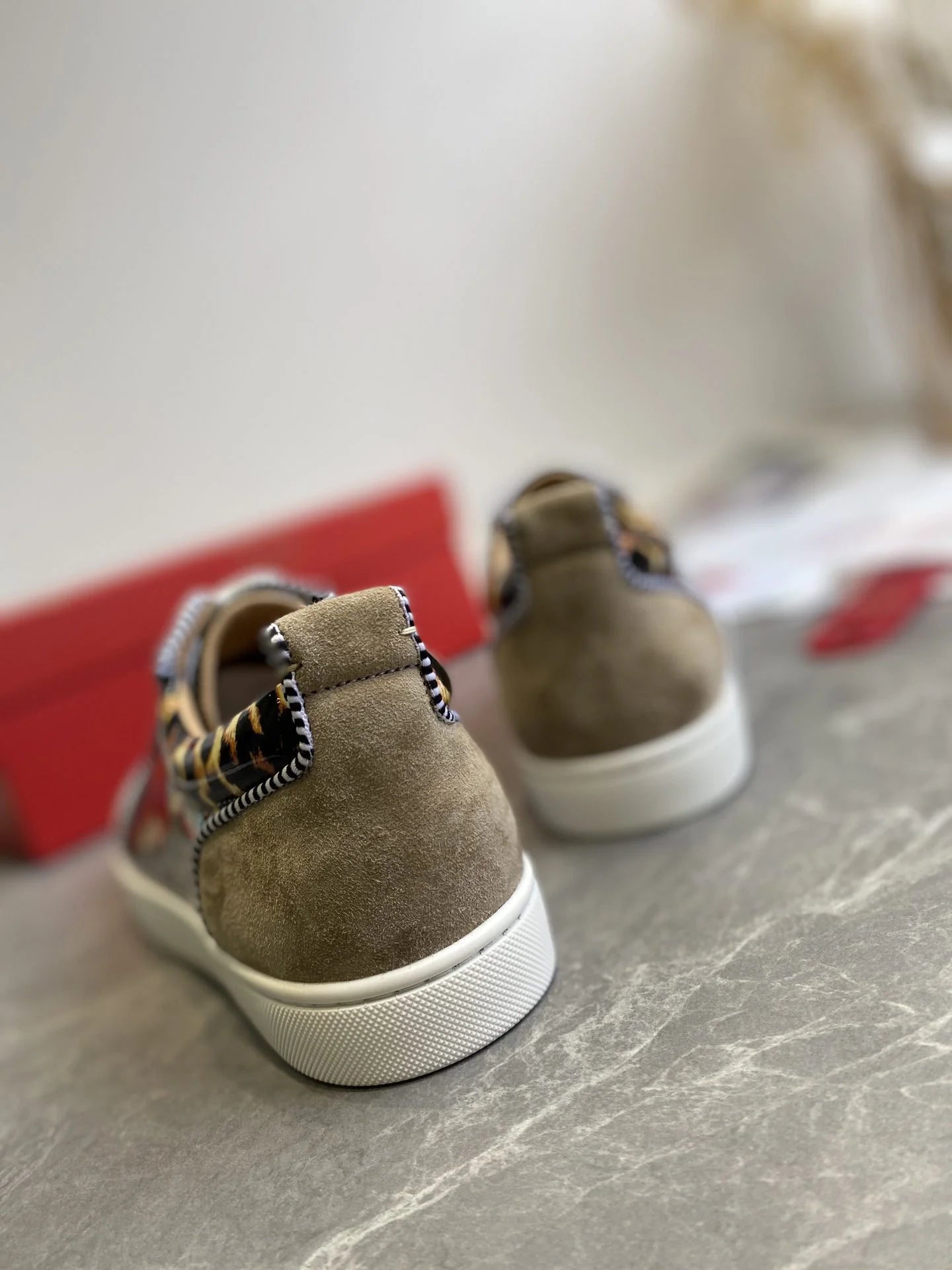 CL SNEAKER