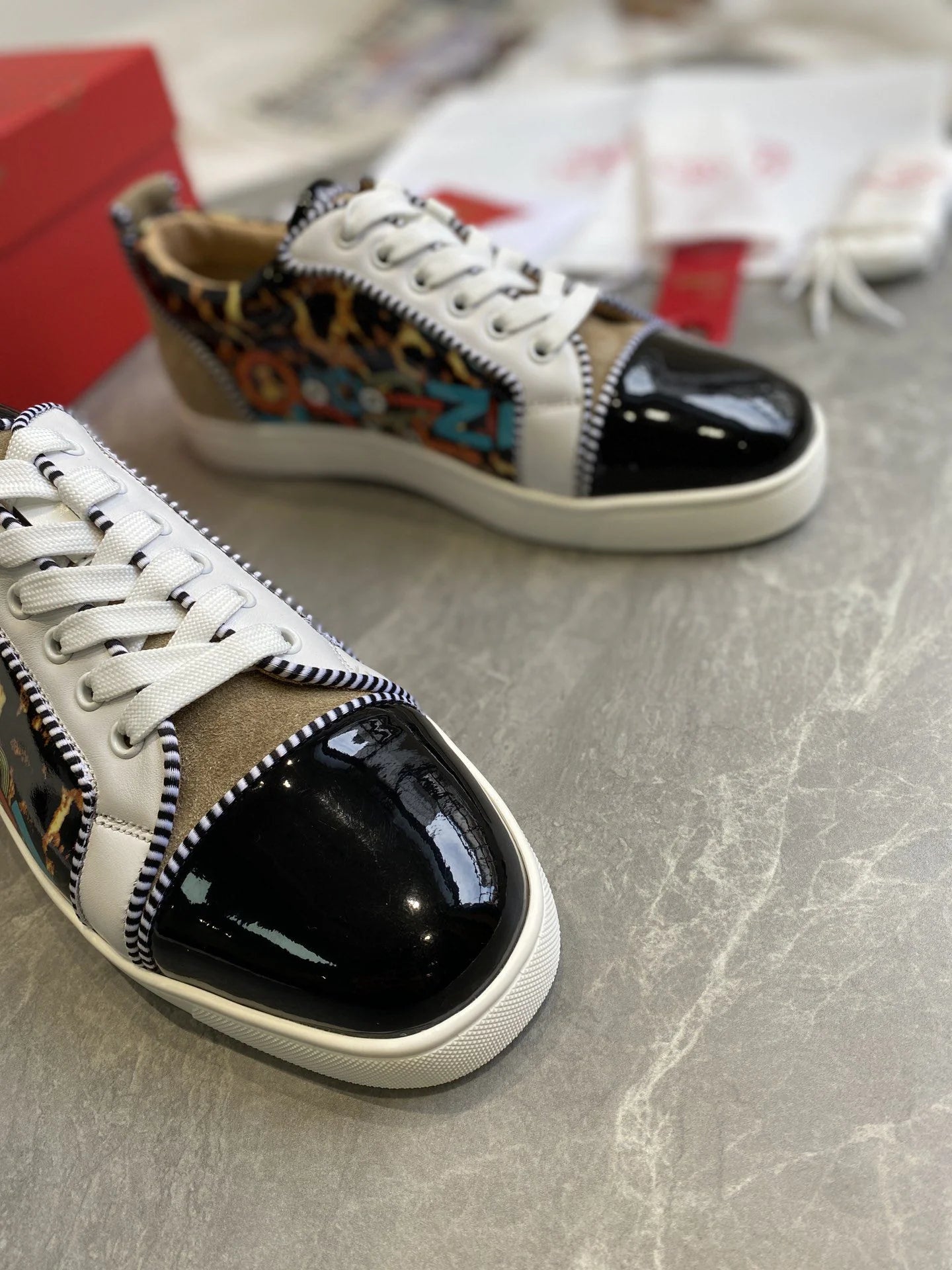 CL SNEAKER