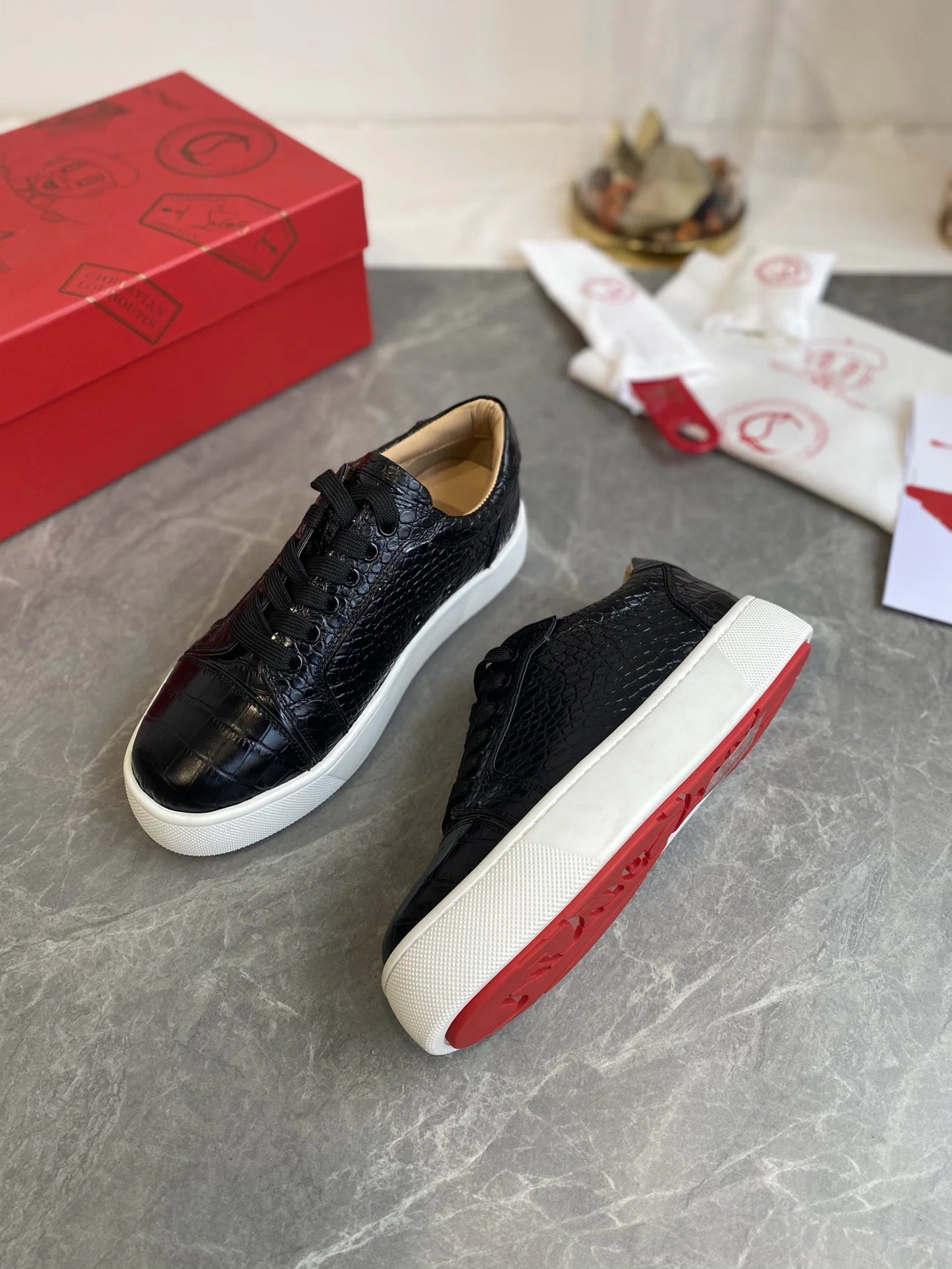 CL SNEAKER