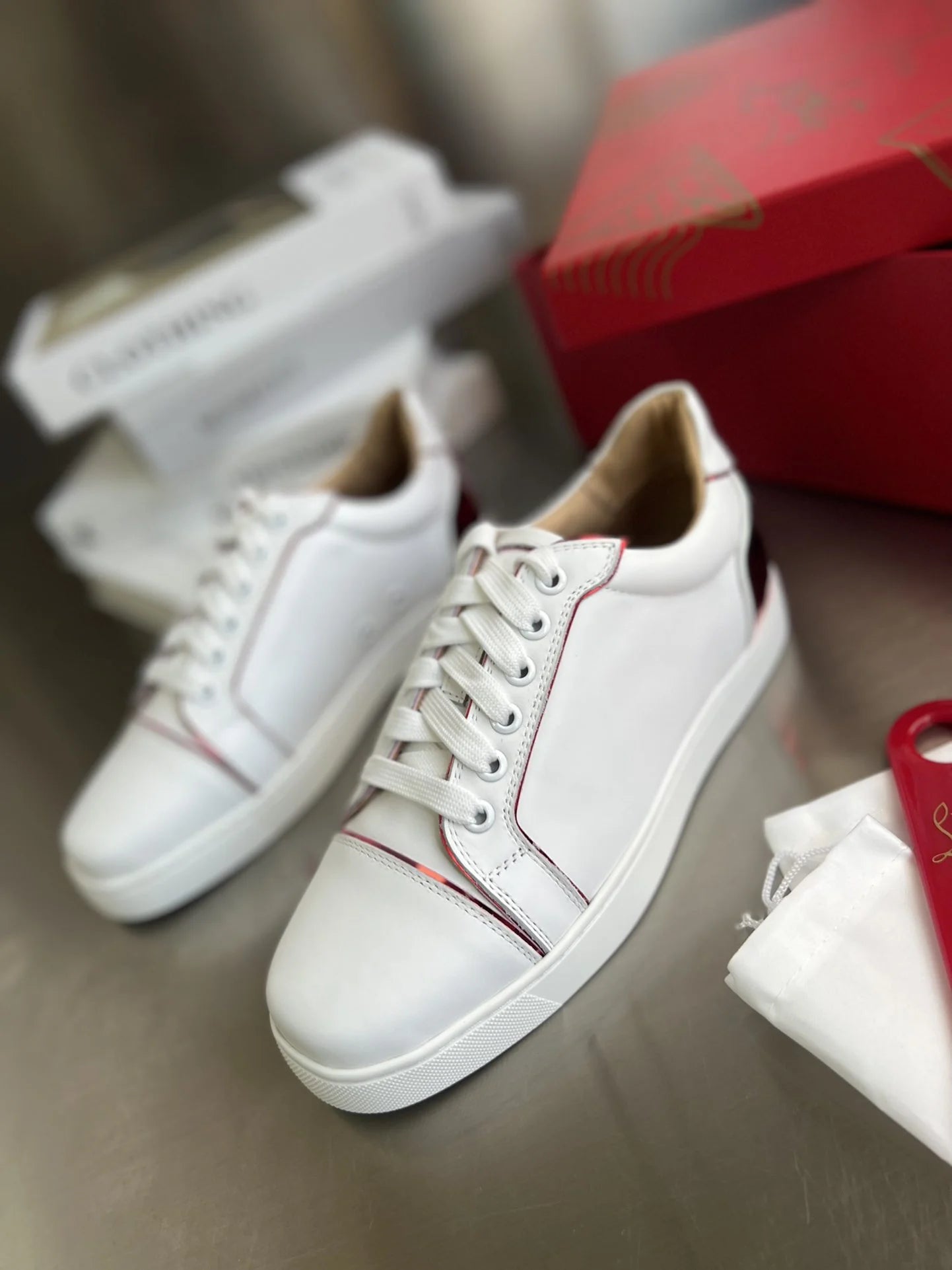 CL SNEAKER