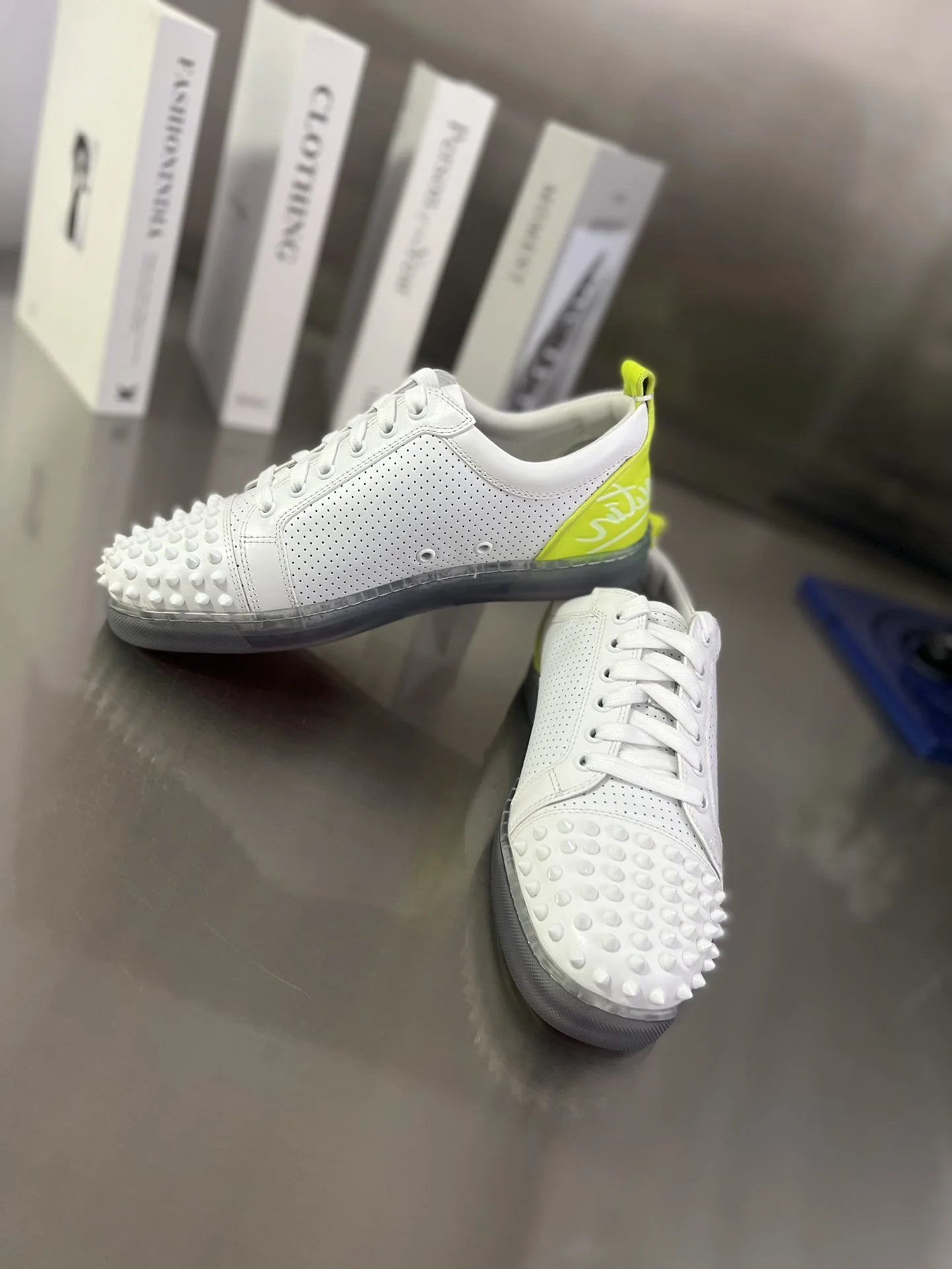 CL SNEAKER