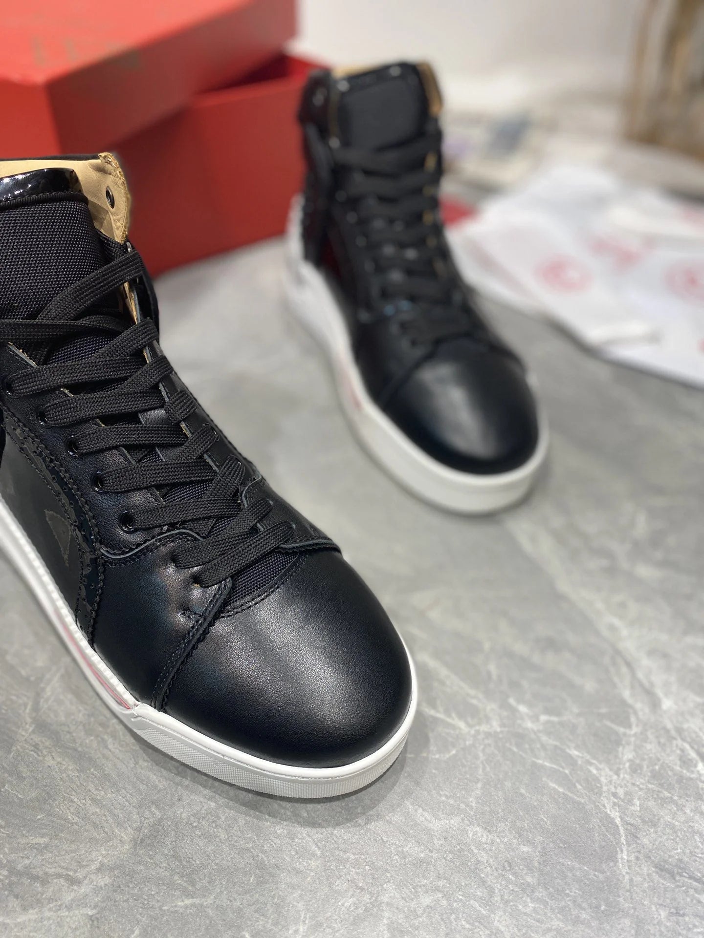 CL SNEAKER