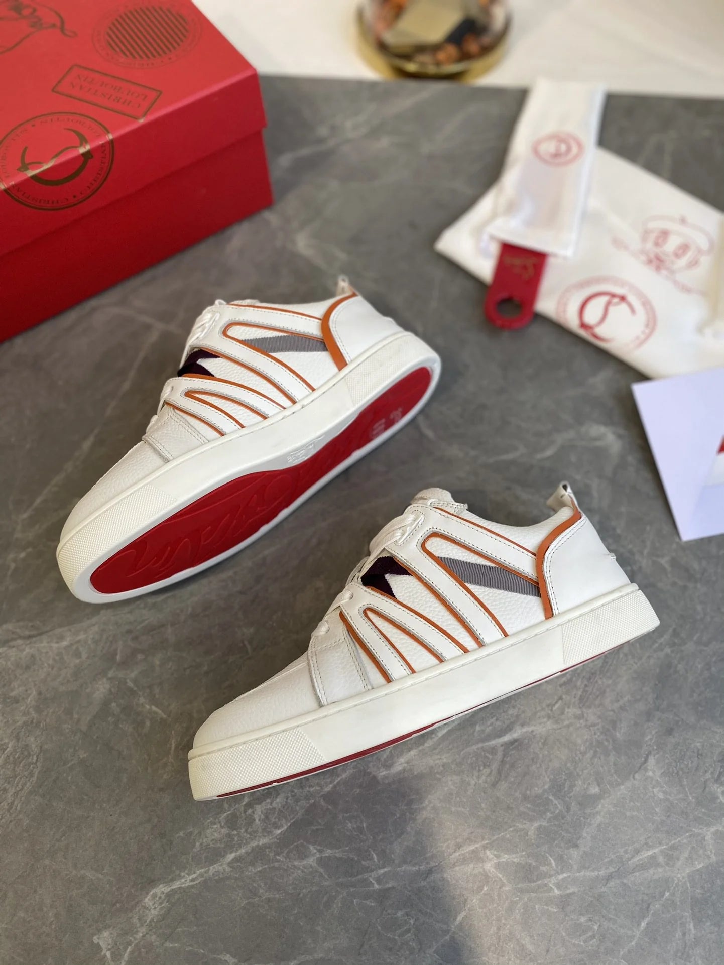 CL SNEAKER