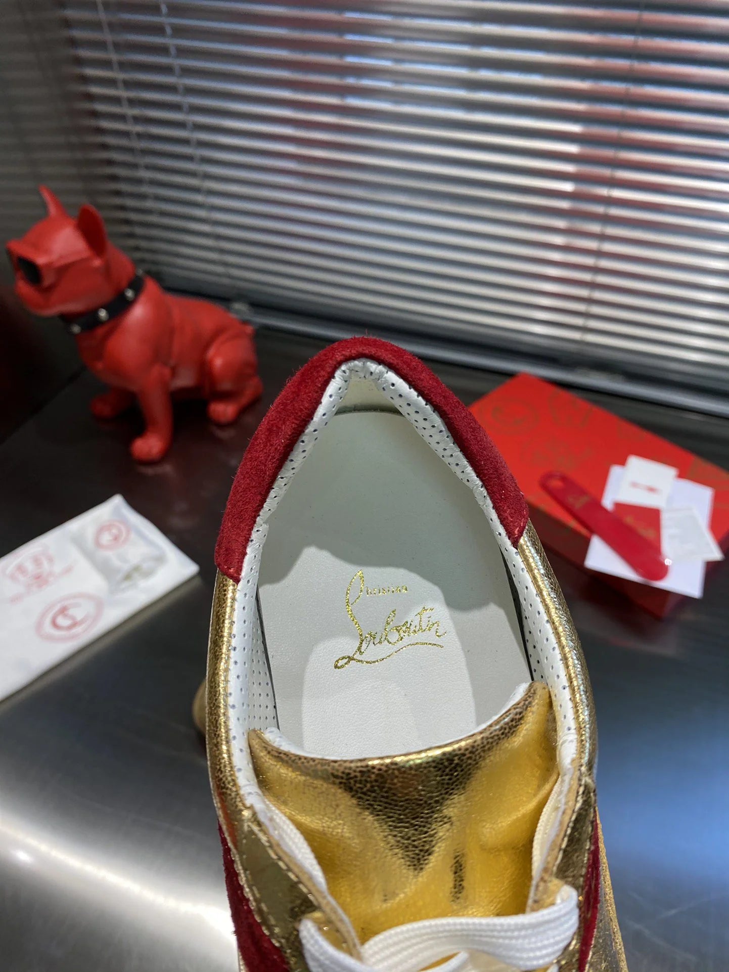 CL SNEAKER