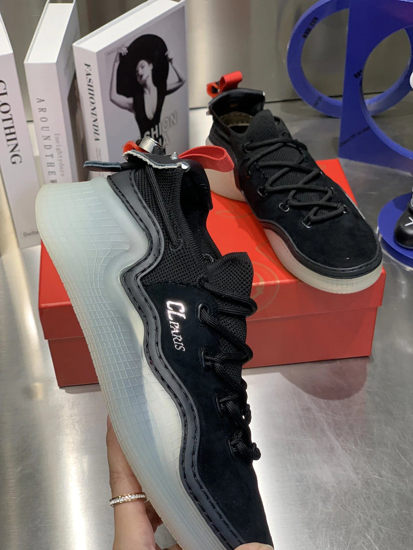 CL SNEAKER