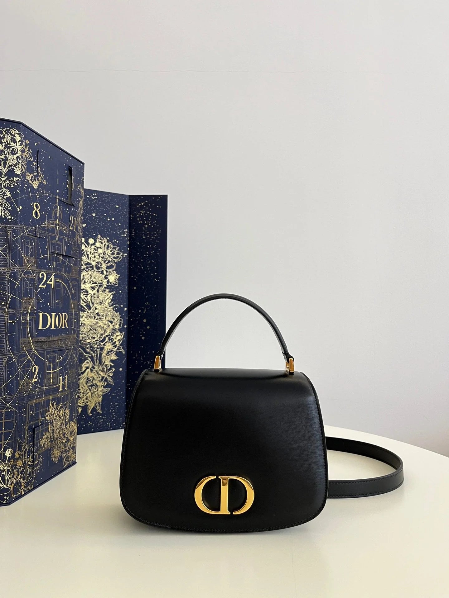 DIOR 30 MONTAIGNE