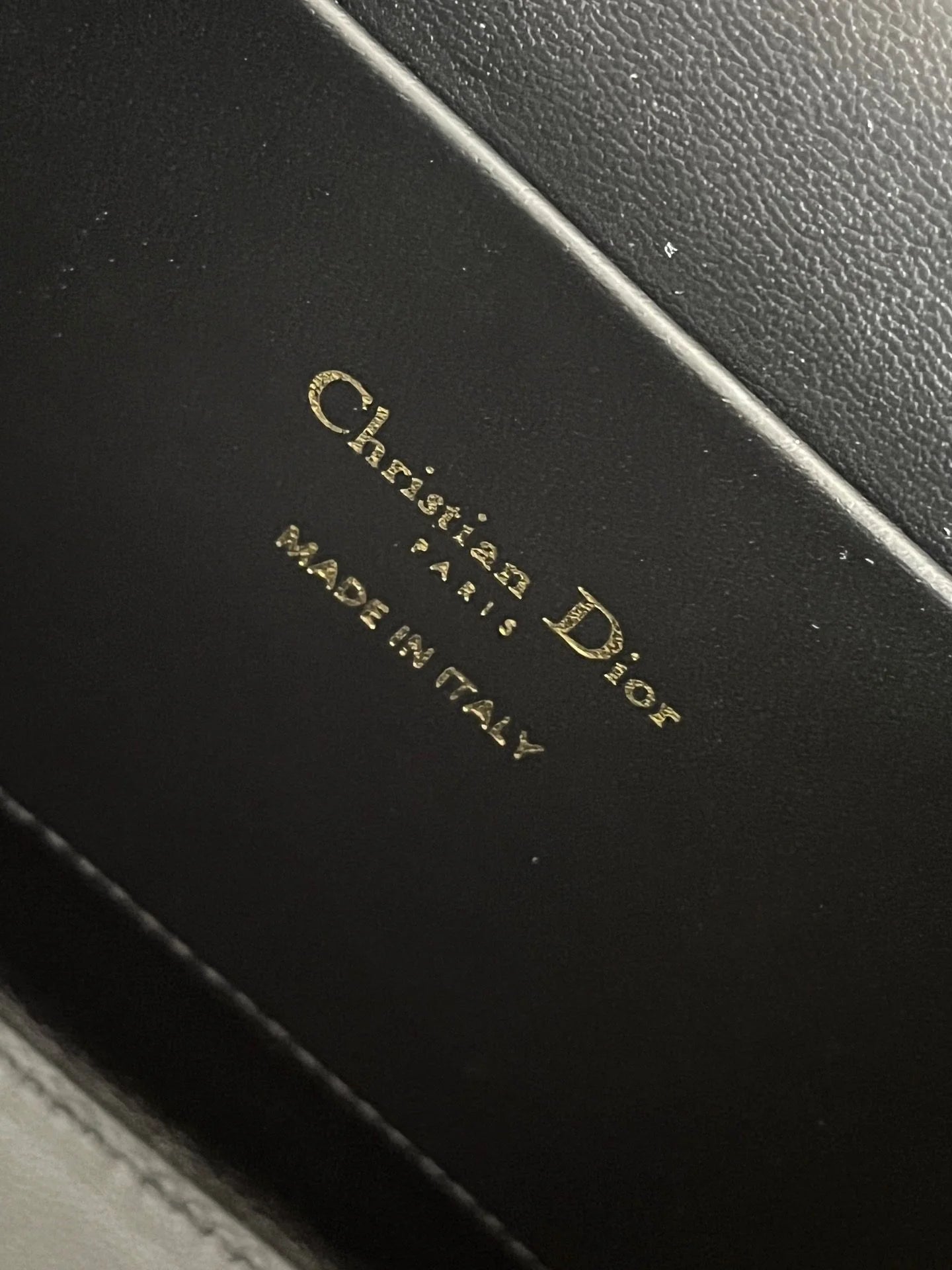 DIOR 30 MONTAIGNE