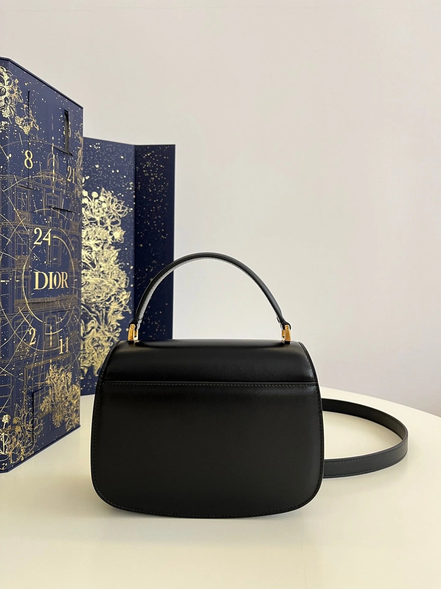 DIOR 30 MONTAIGNE