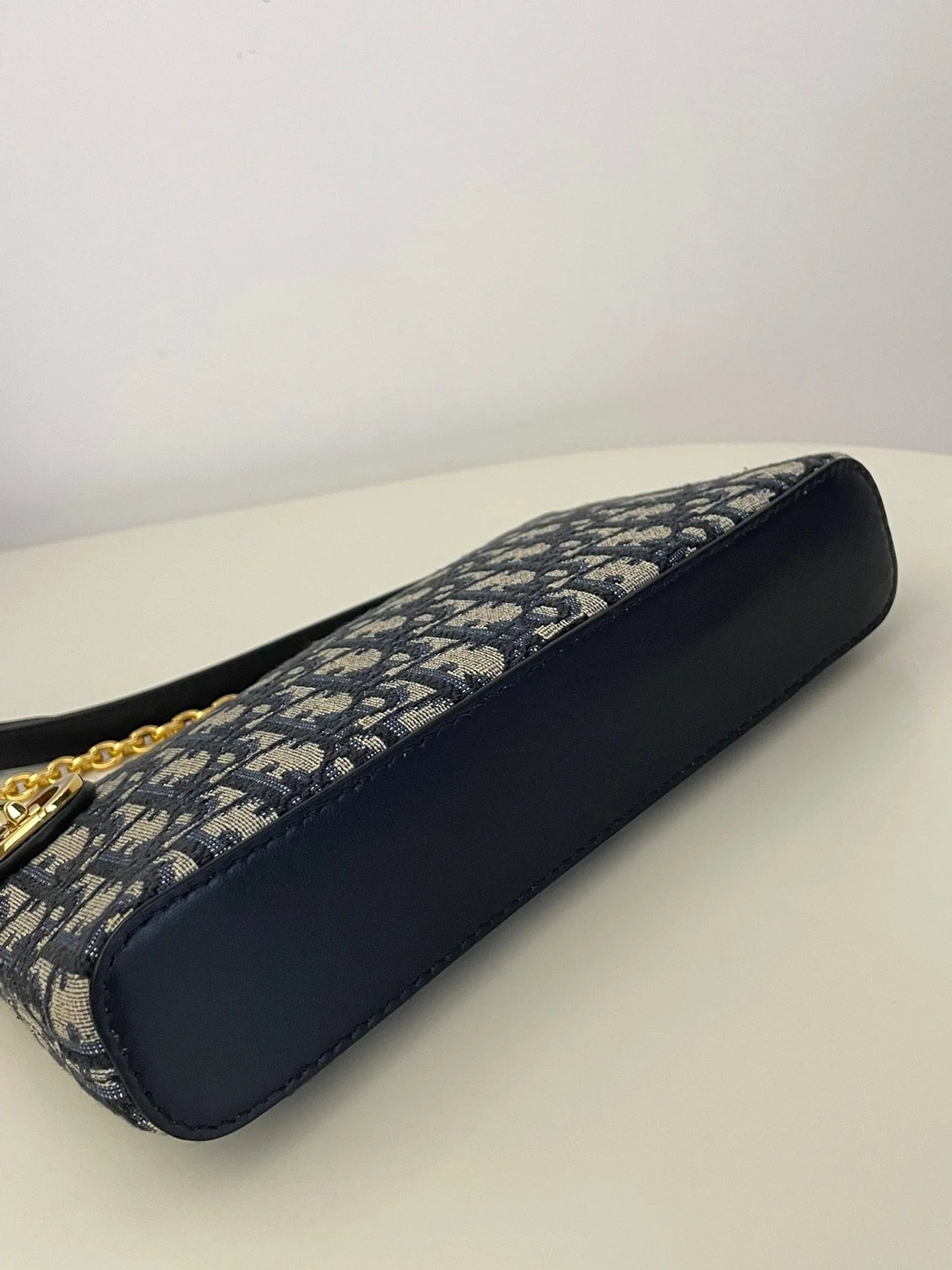 DIOR 30 MONTAIGNE