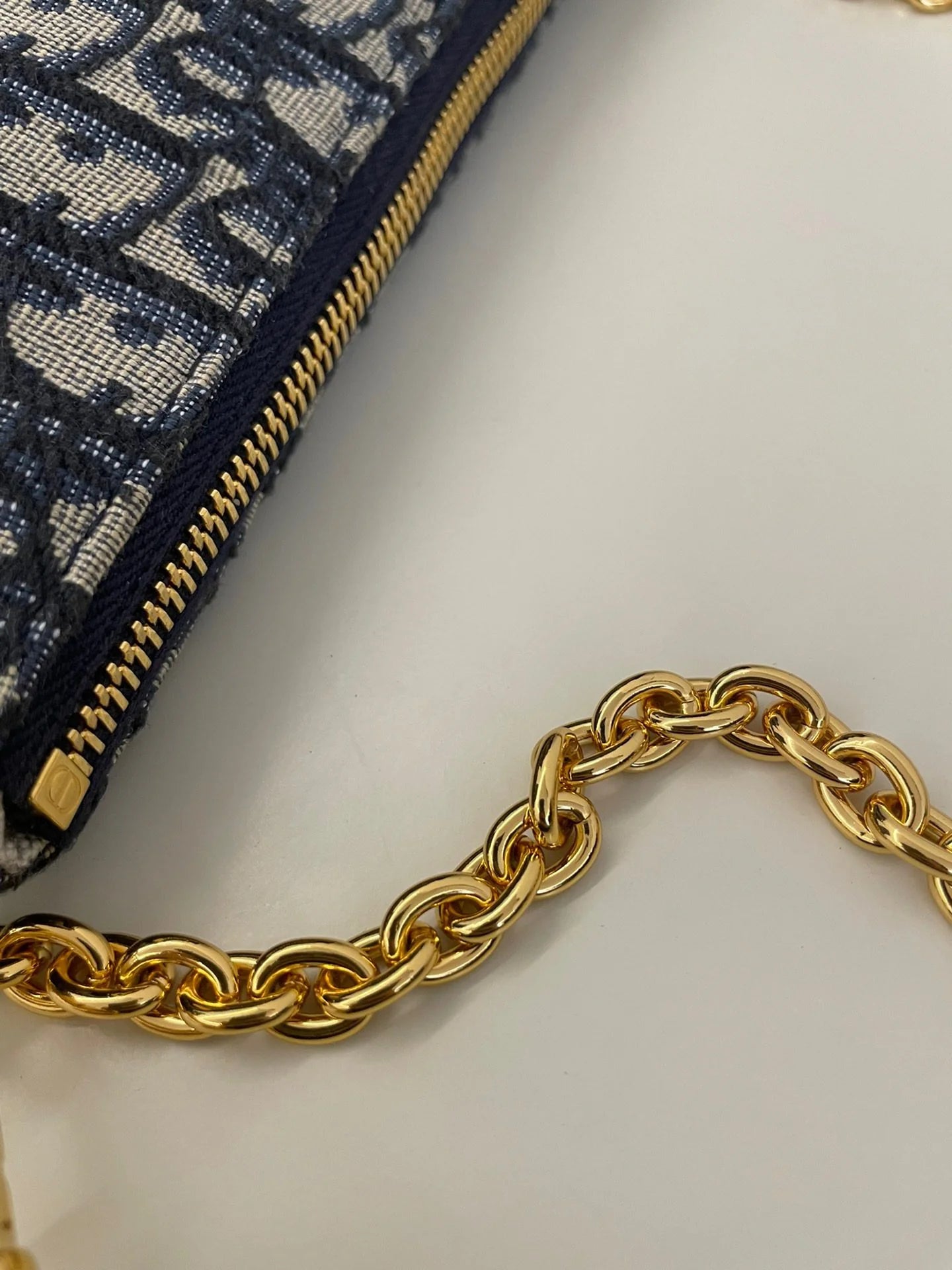 DIOR 30 MONTAIGNE