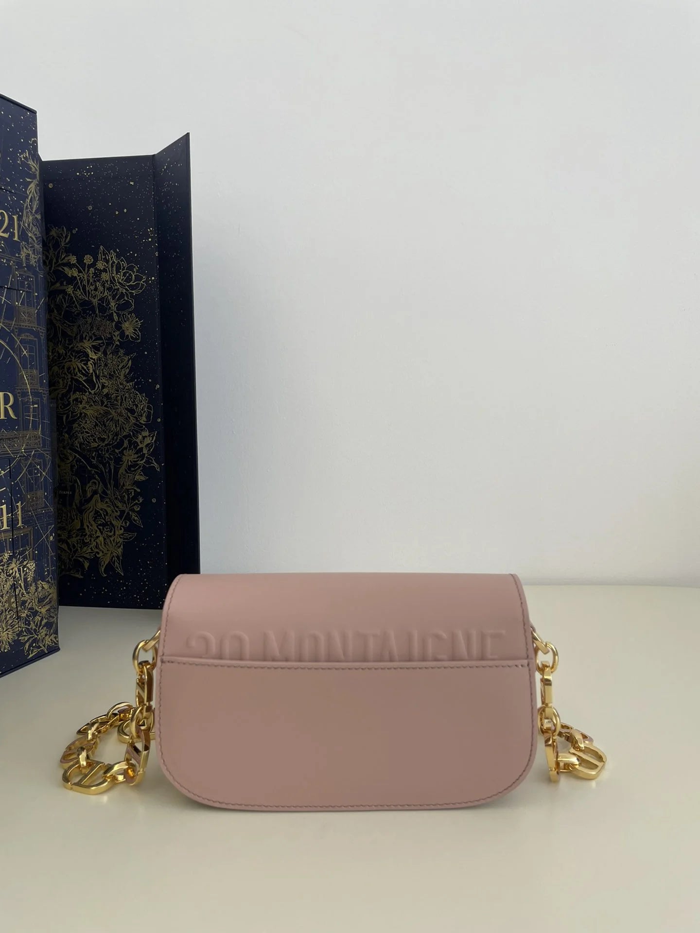 DIOR 30 MONTAIGNE