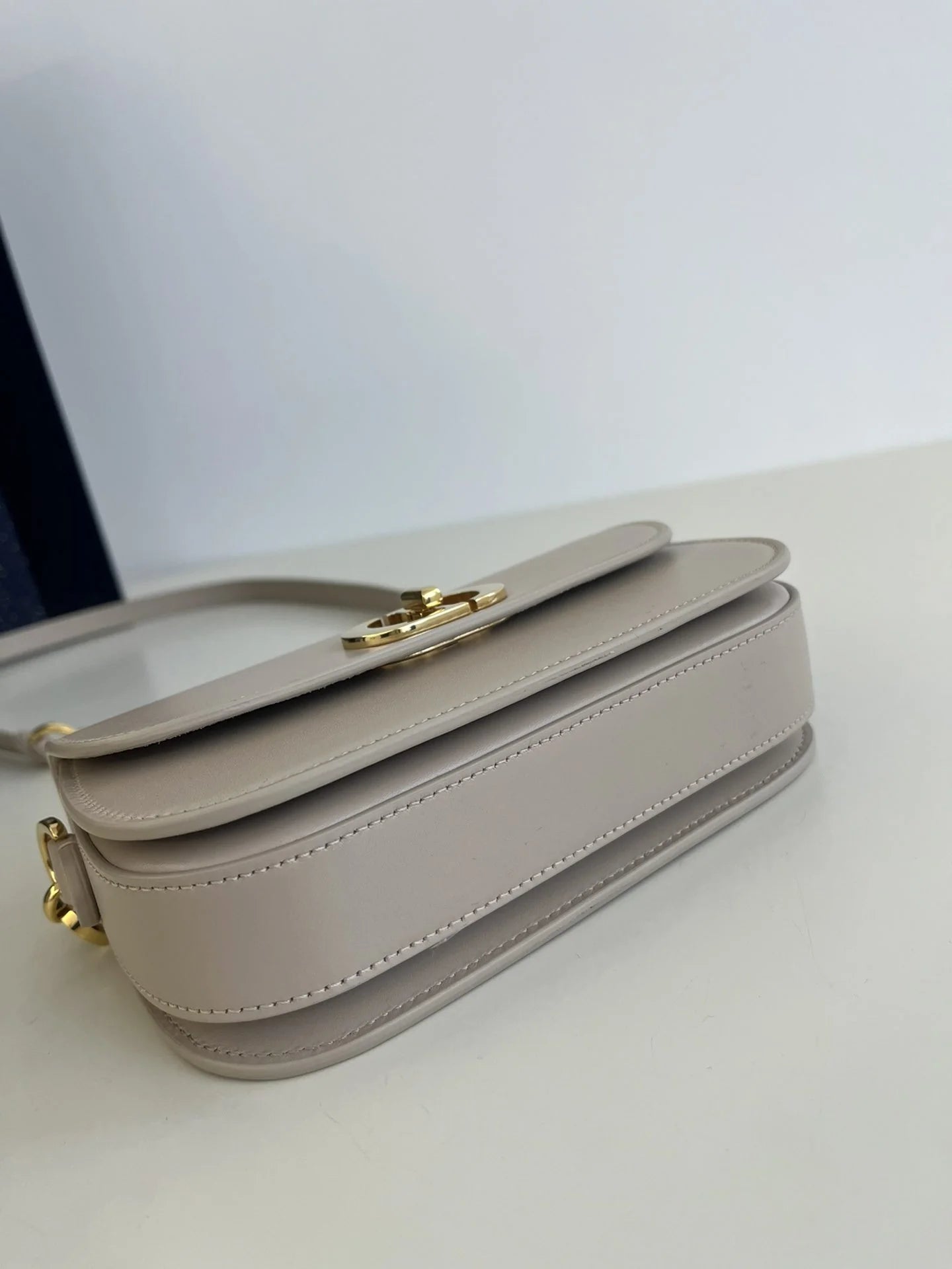 DIOR 30 MONTAIGNE