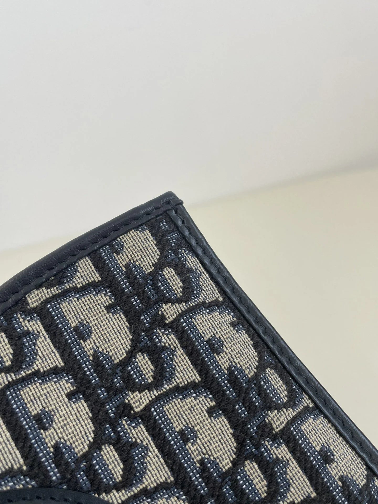 DIOR 30 MONTAIGNE