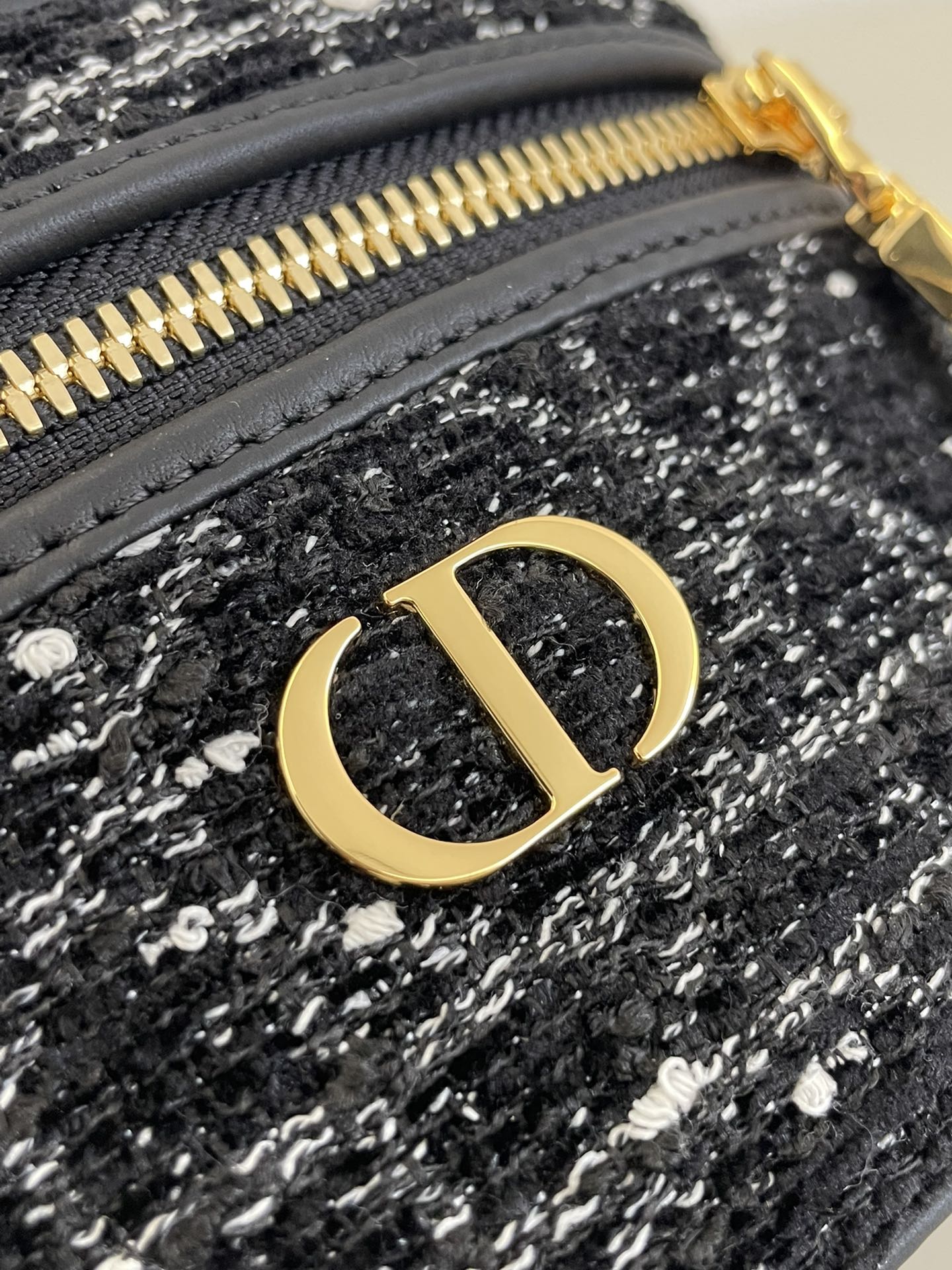 DIOR 30 MONTAIGNE