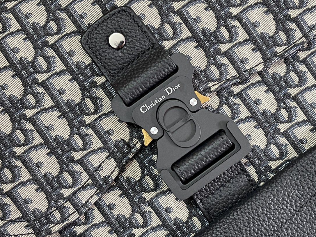 DIOR BAG