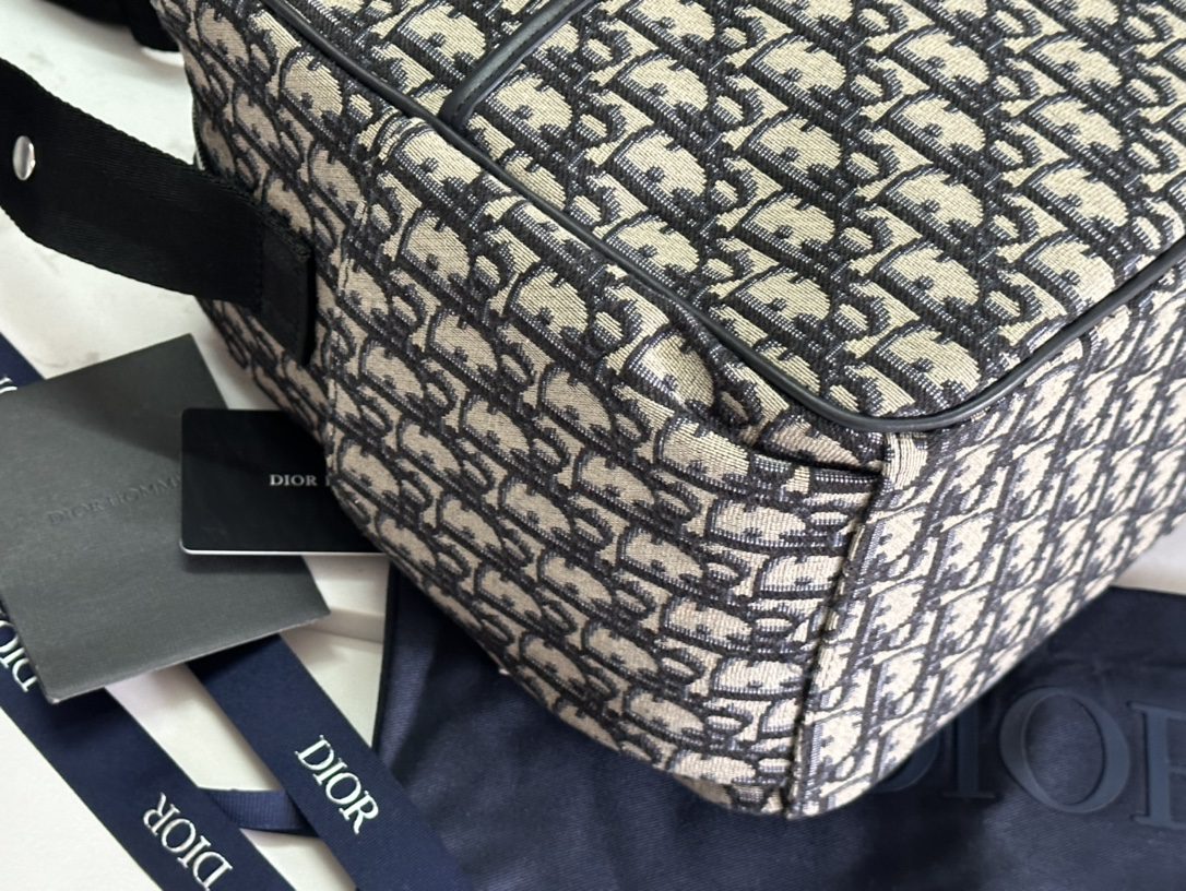 DIOR BAG