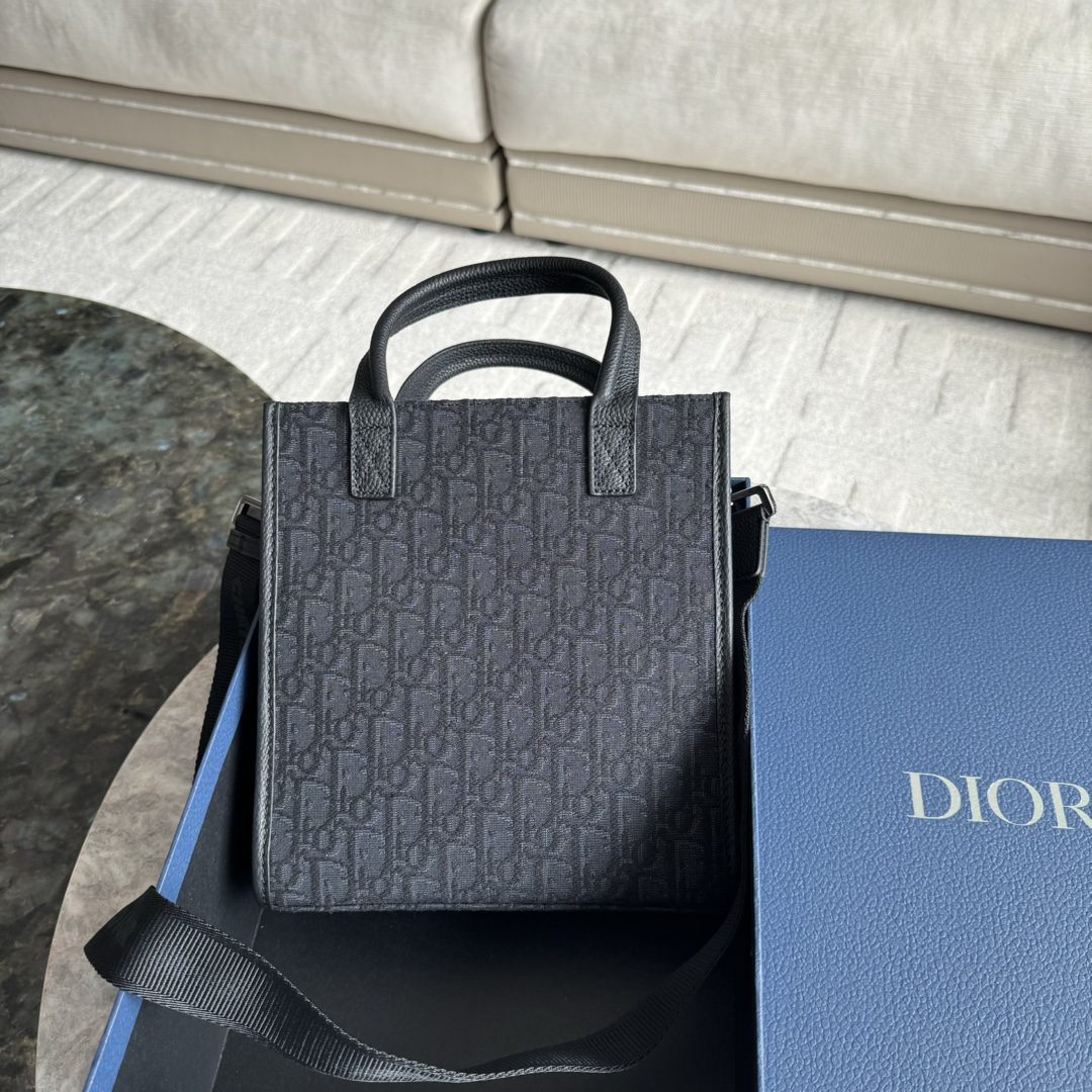 DIOR BAG