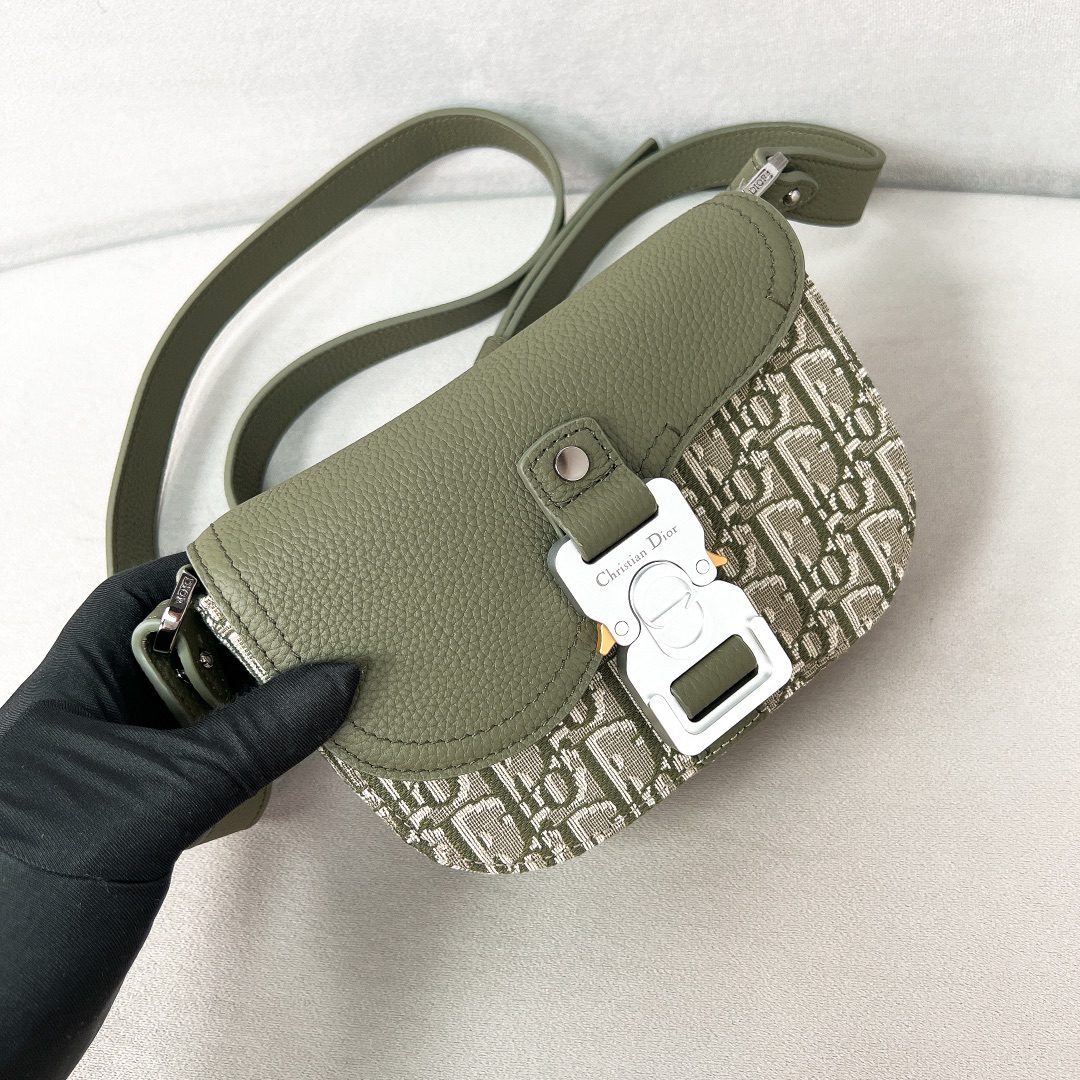 DIOR BAG