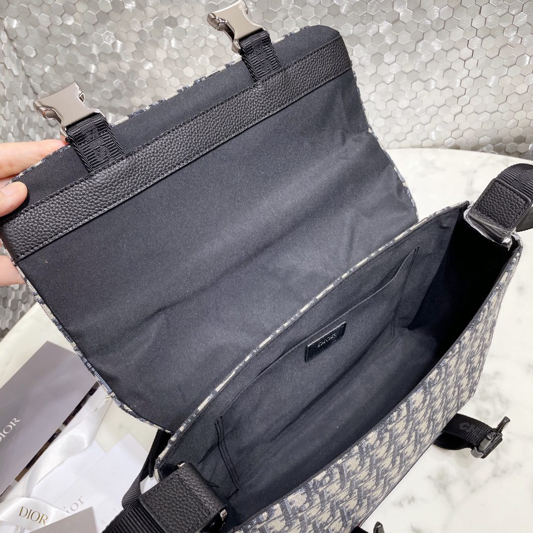 DIOR BAG