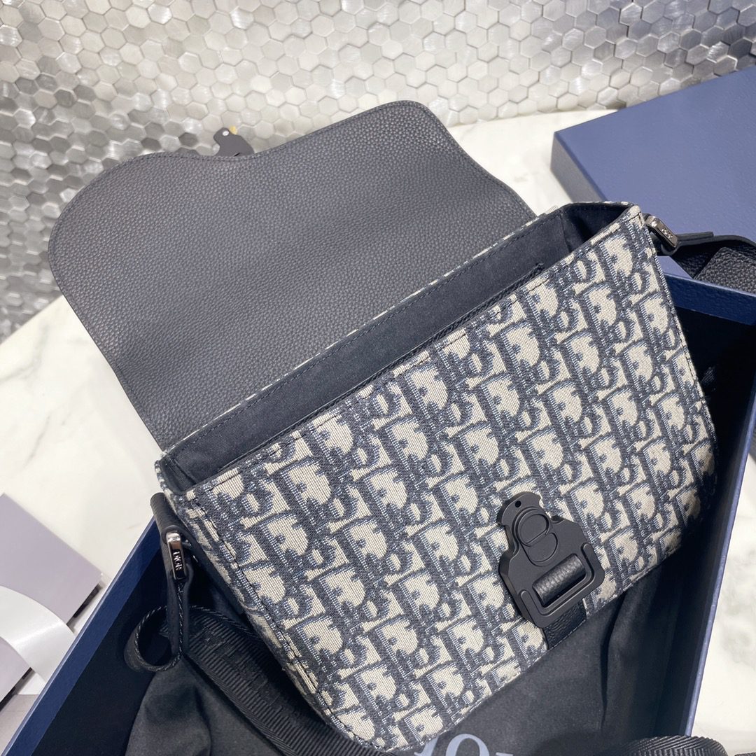 DIOR BAG