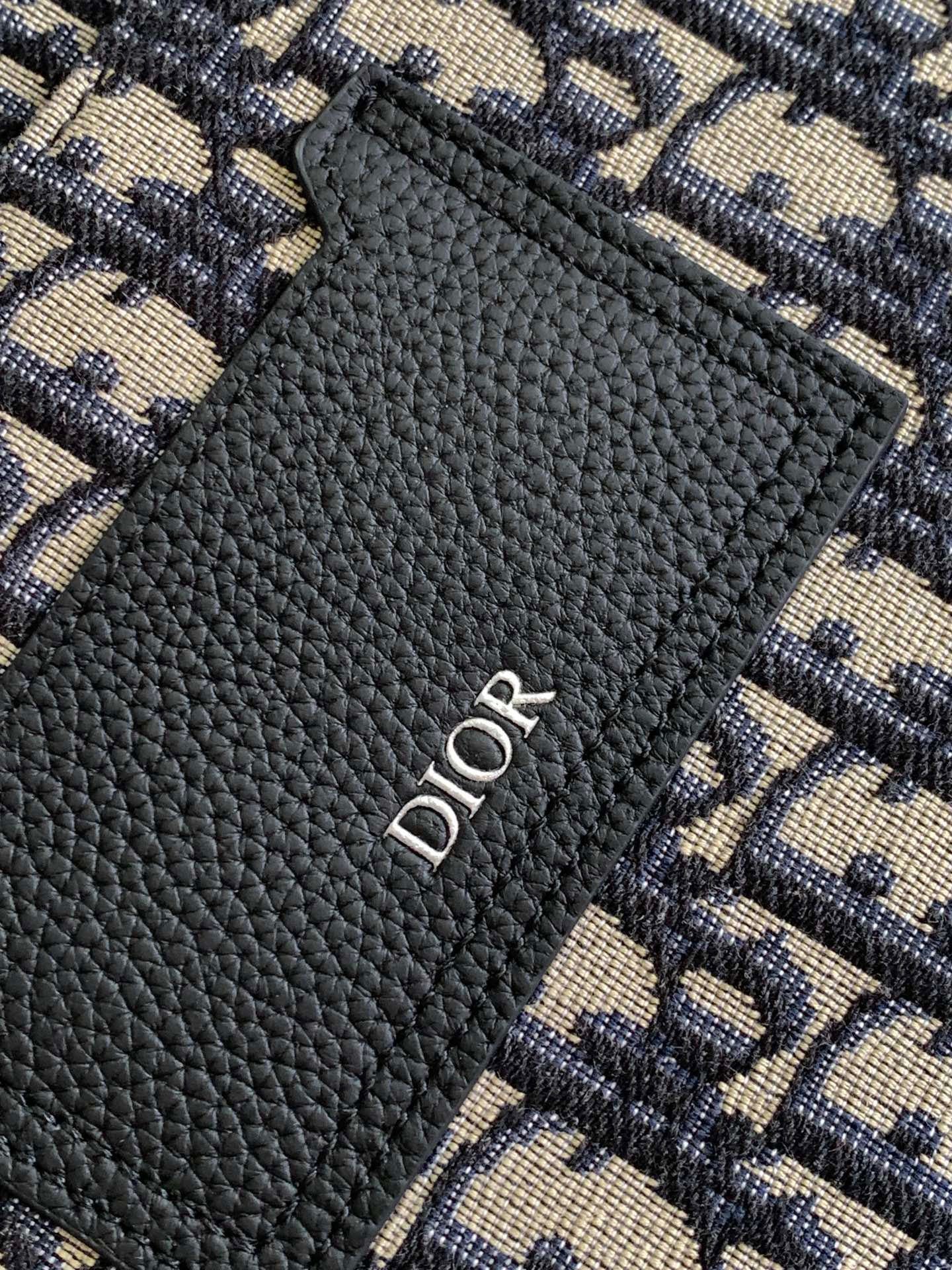 DIOR CLUTCH