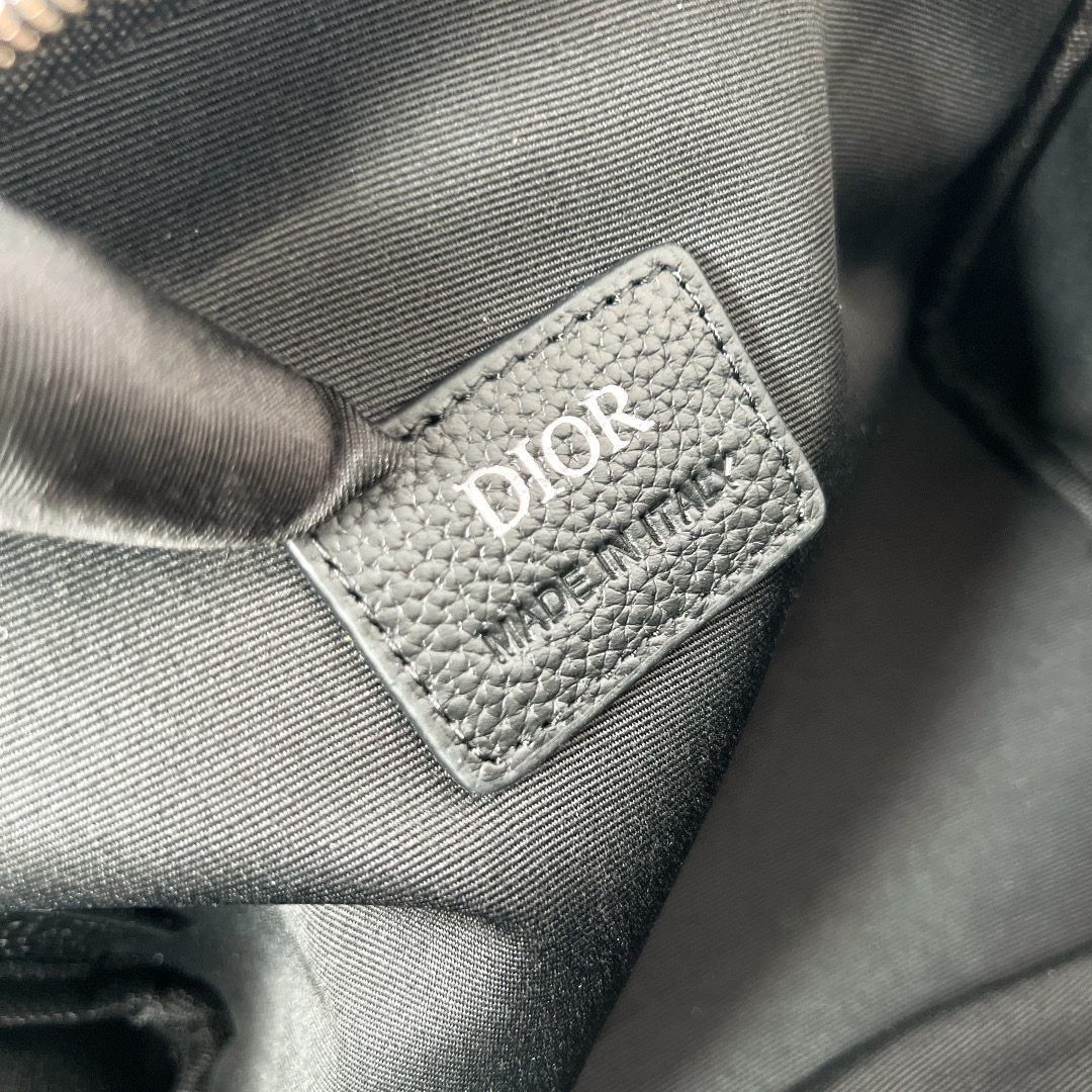 DIOR CLUTCH
