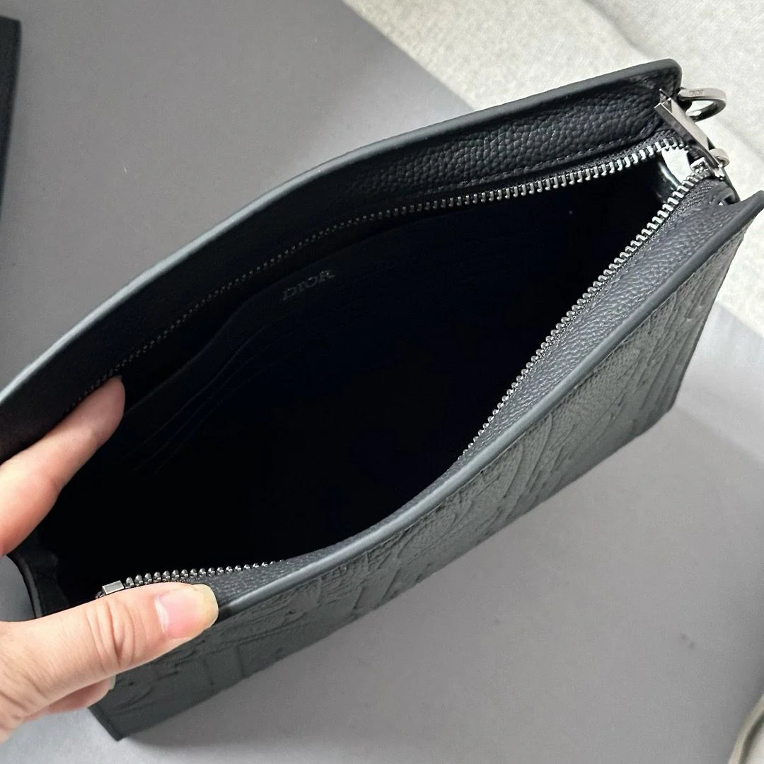 DIOR CLUTCH