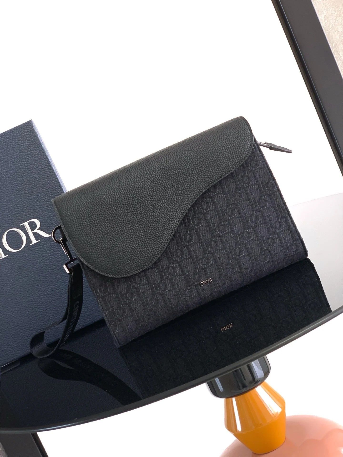 DIOR CLUTCH