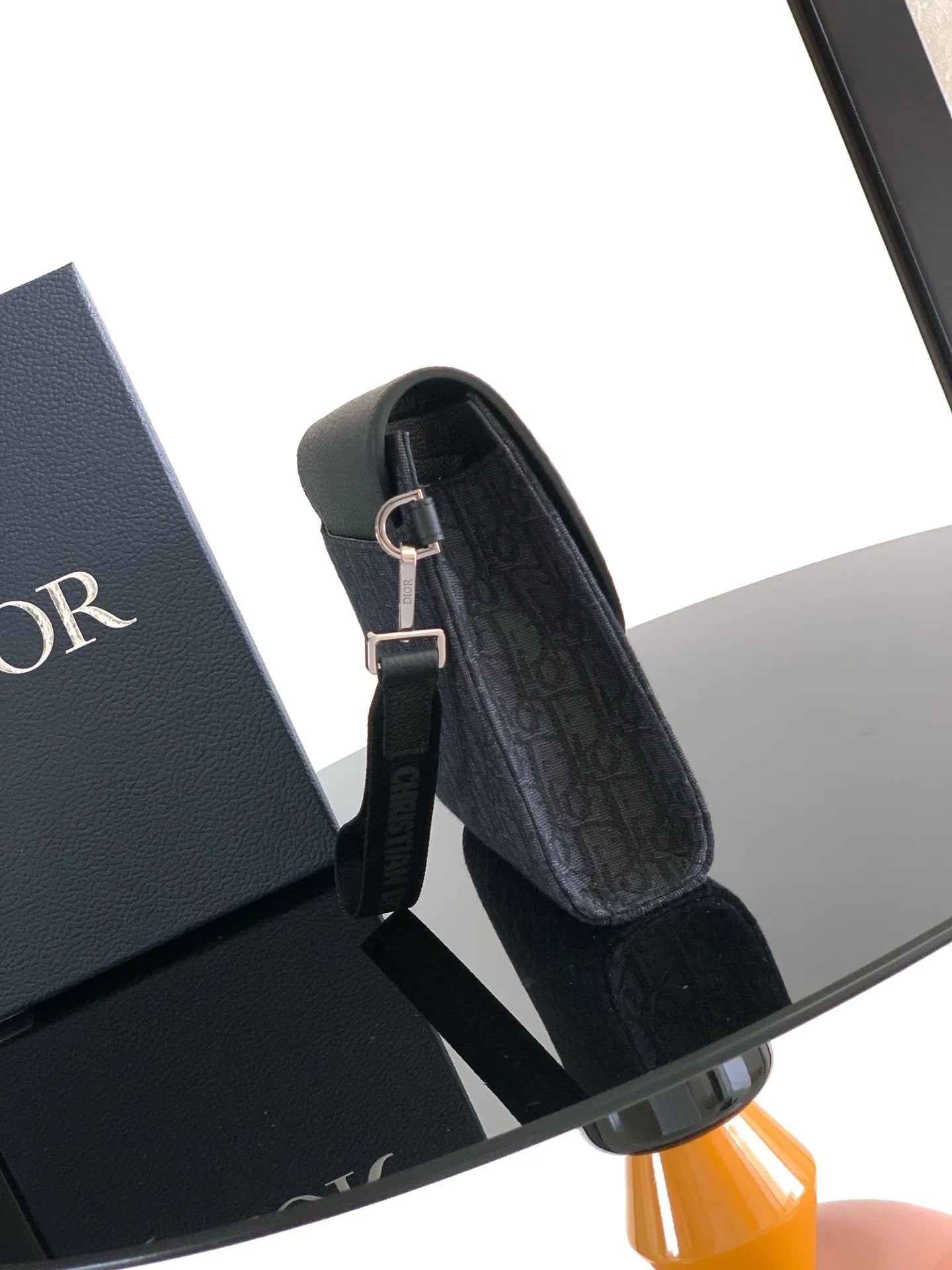DIOR CLUTCH