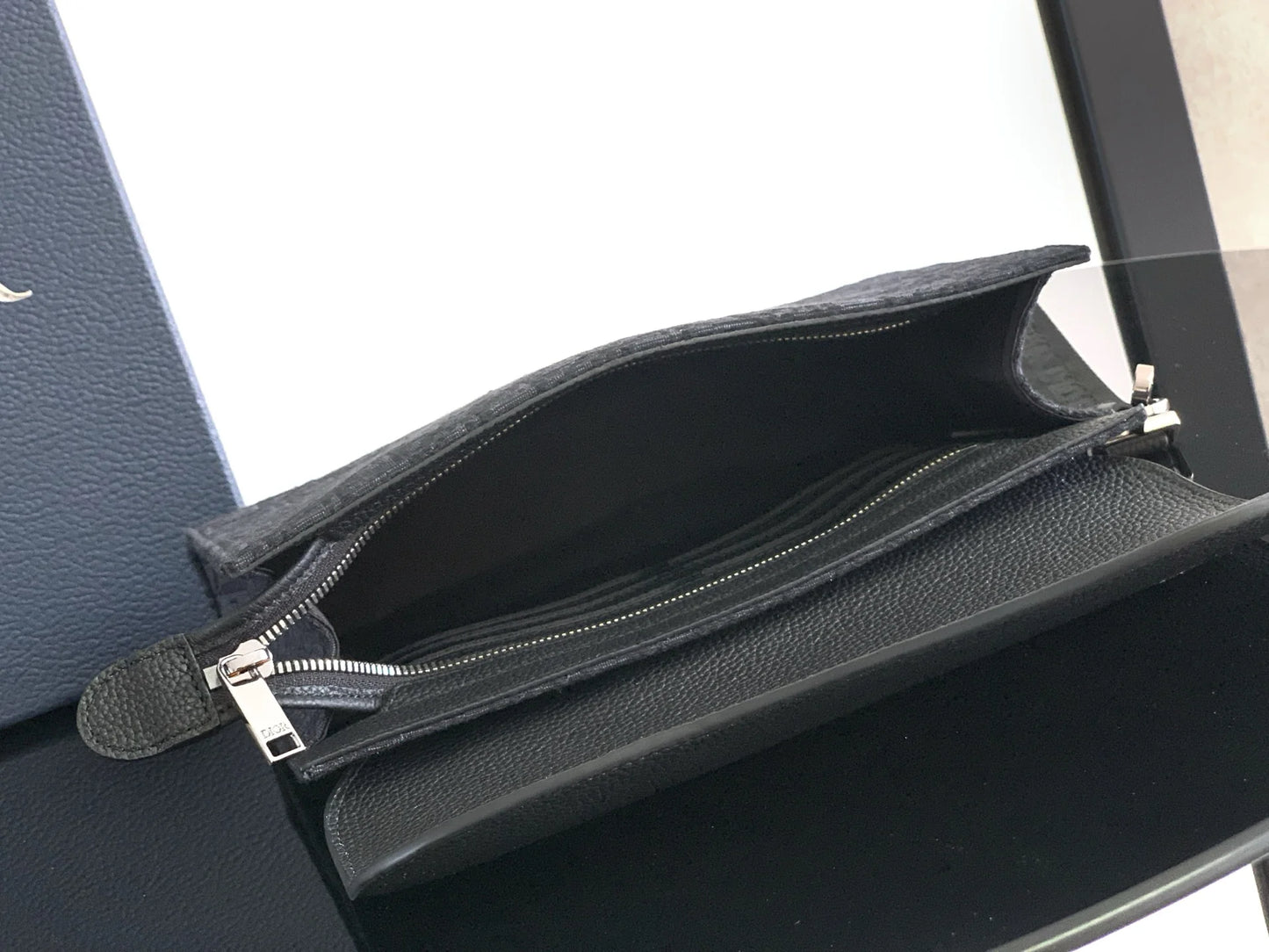 DIOR CLUTCH