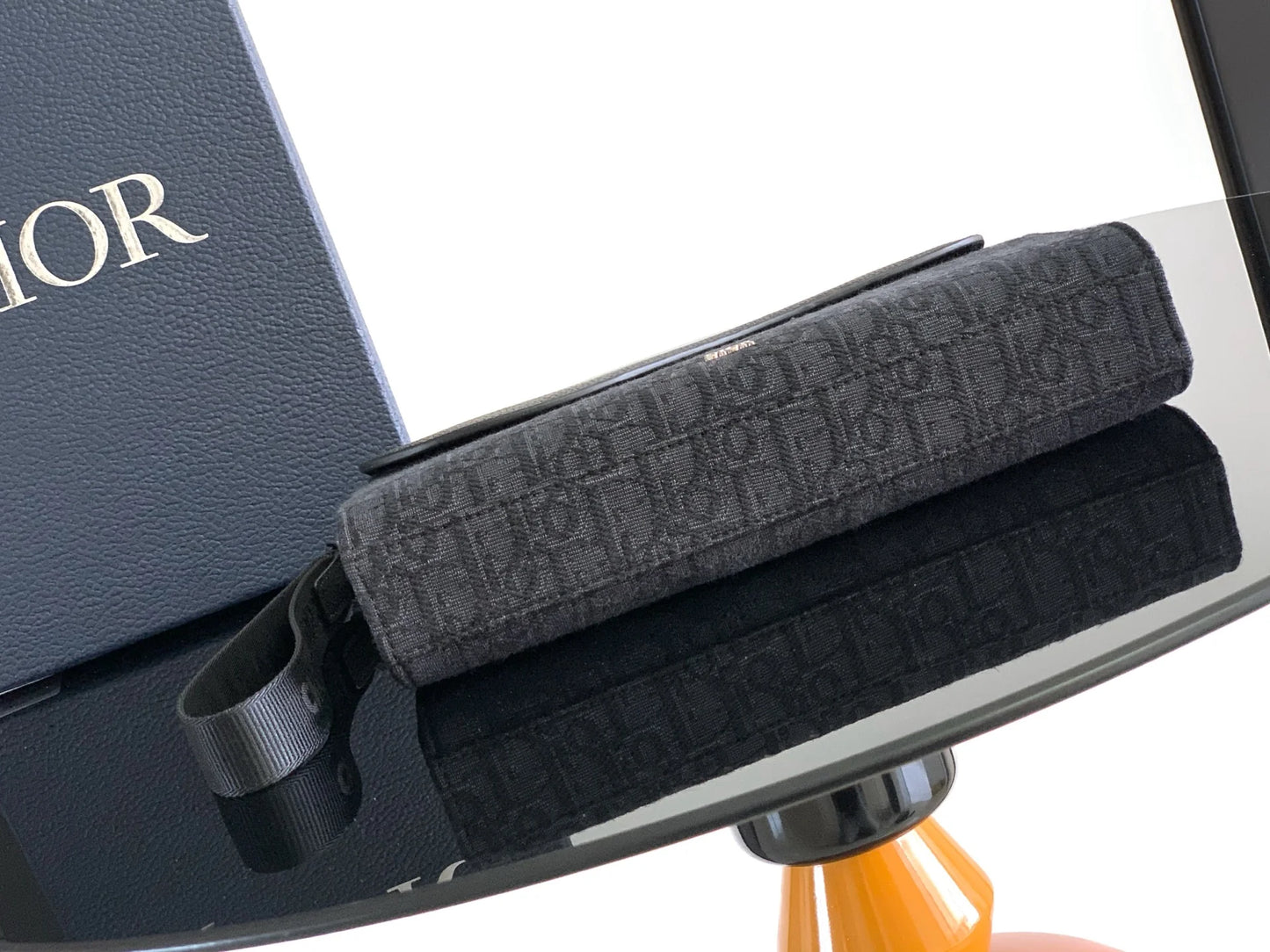 DIOR CLUTCH