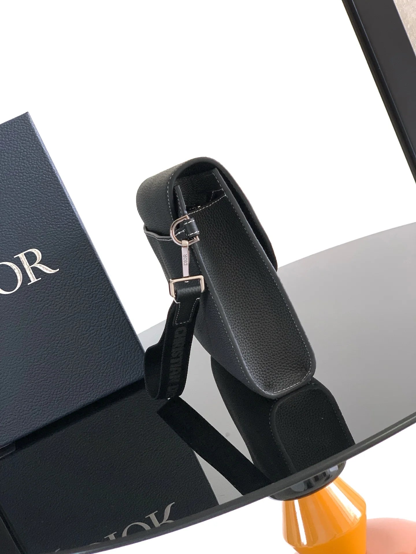 DIOR CLUTCH