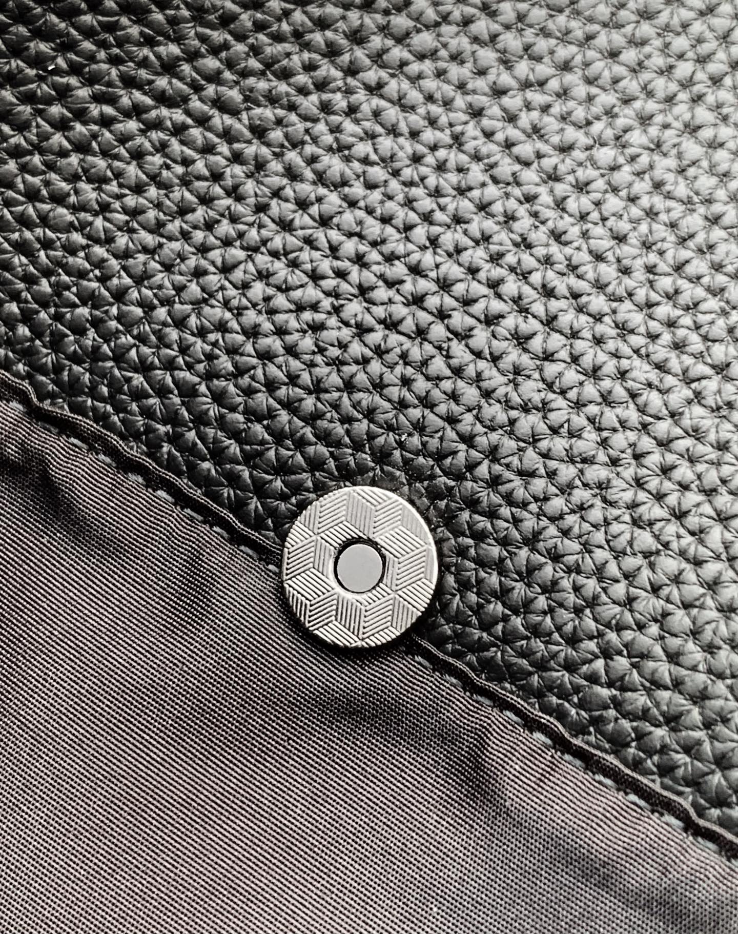 DIOR CLUTCH