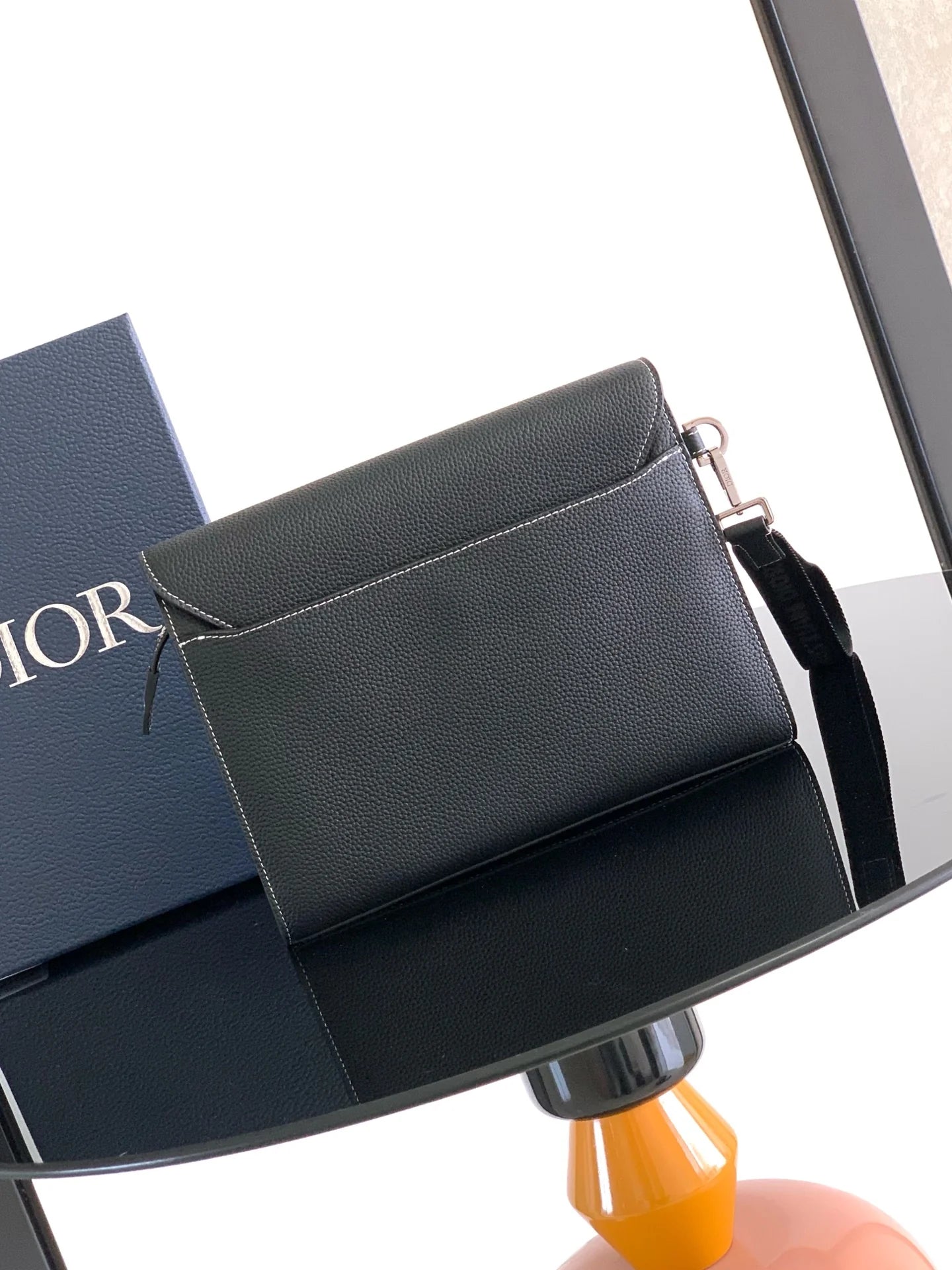 DIOR CLUTCH
