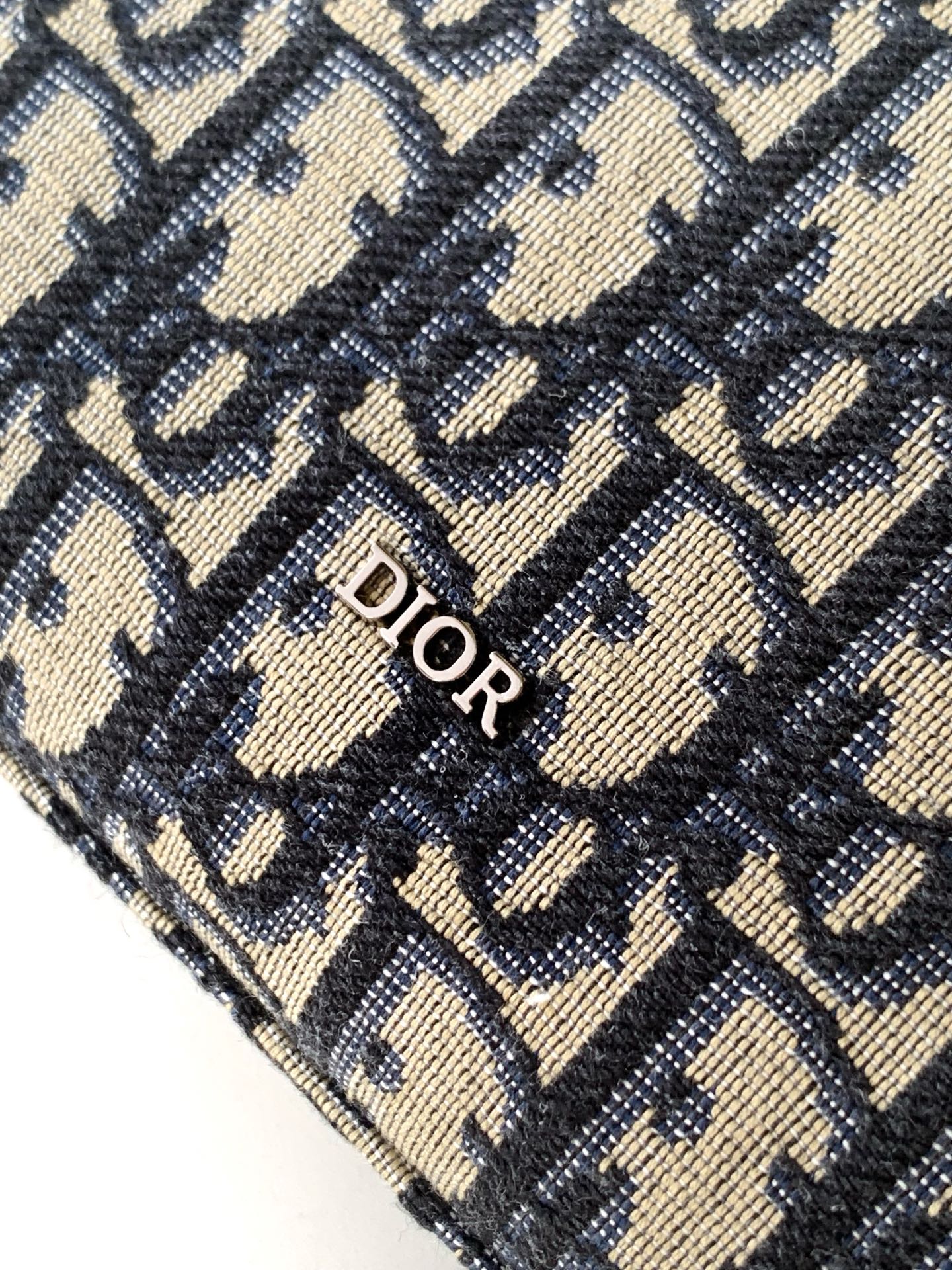 DIOR CLUTCH