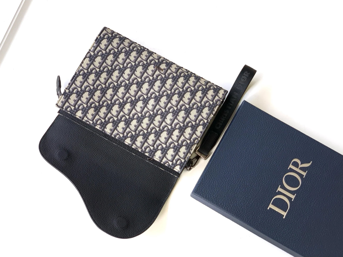 DIOR CLUTCH