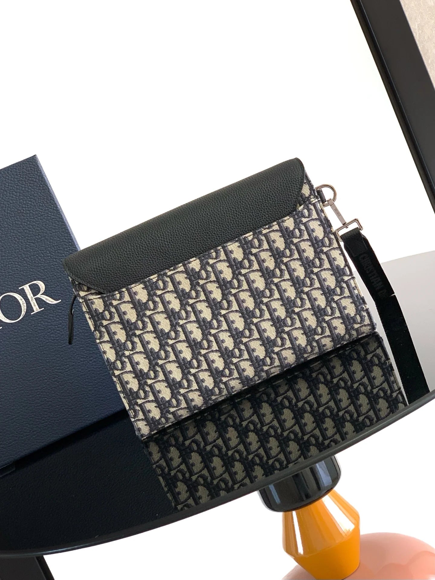 DIOR CLUTCH